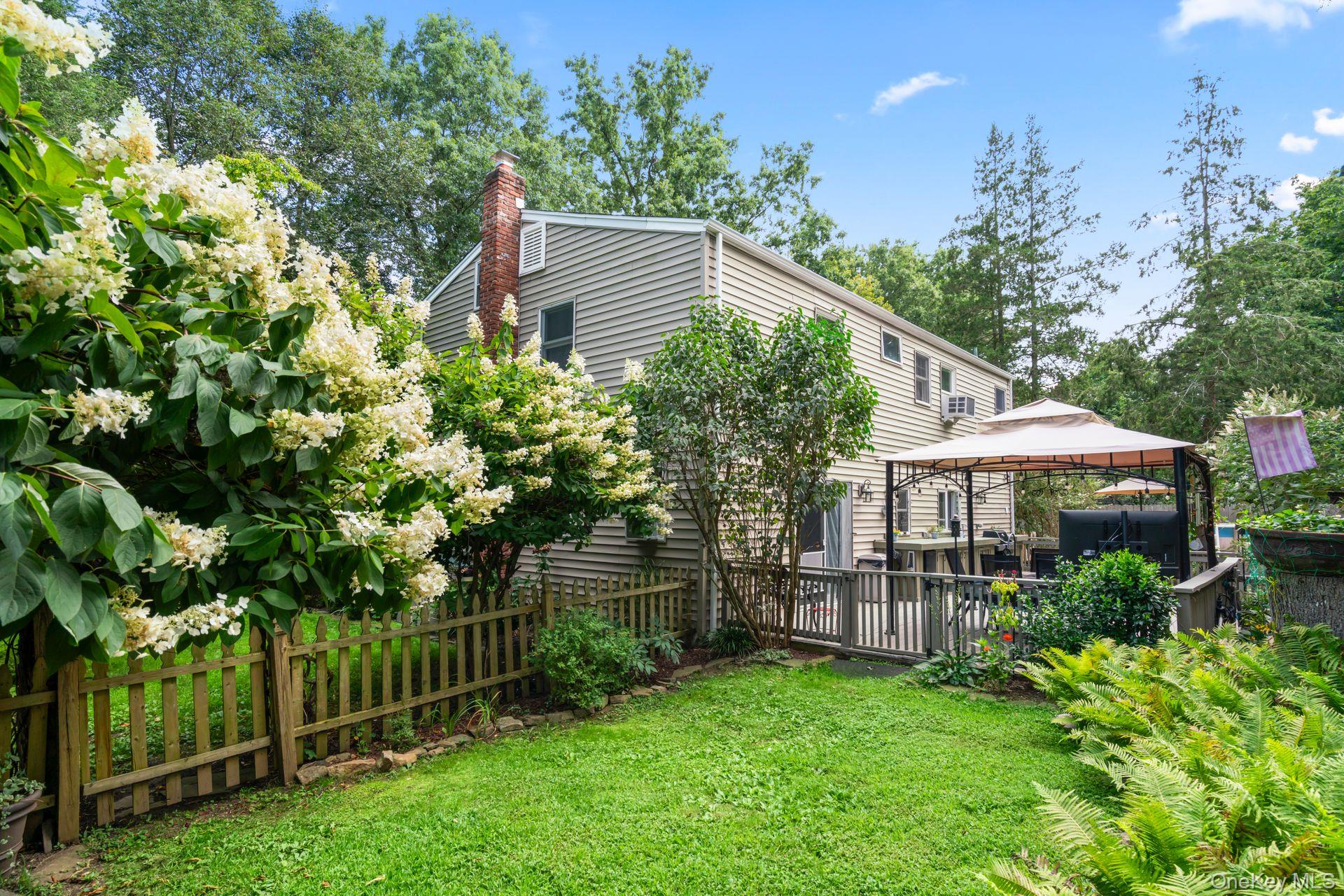 6 Emil Court, Huntington, NY 11743