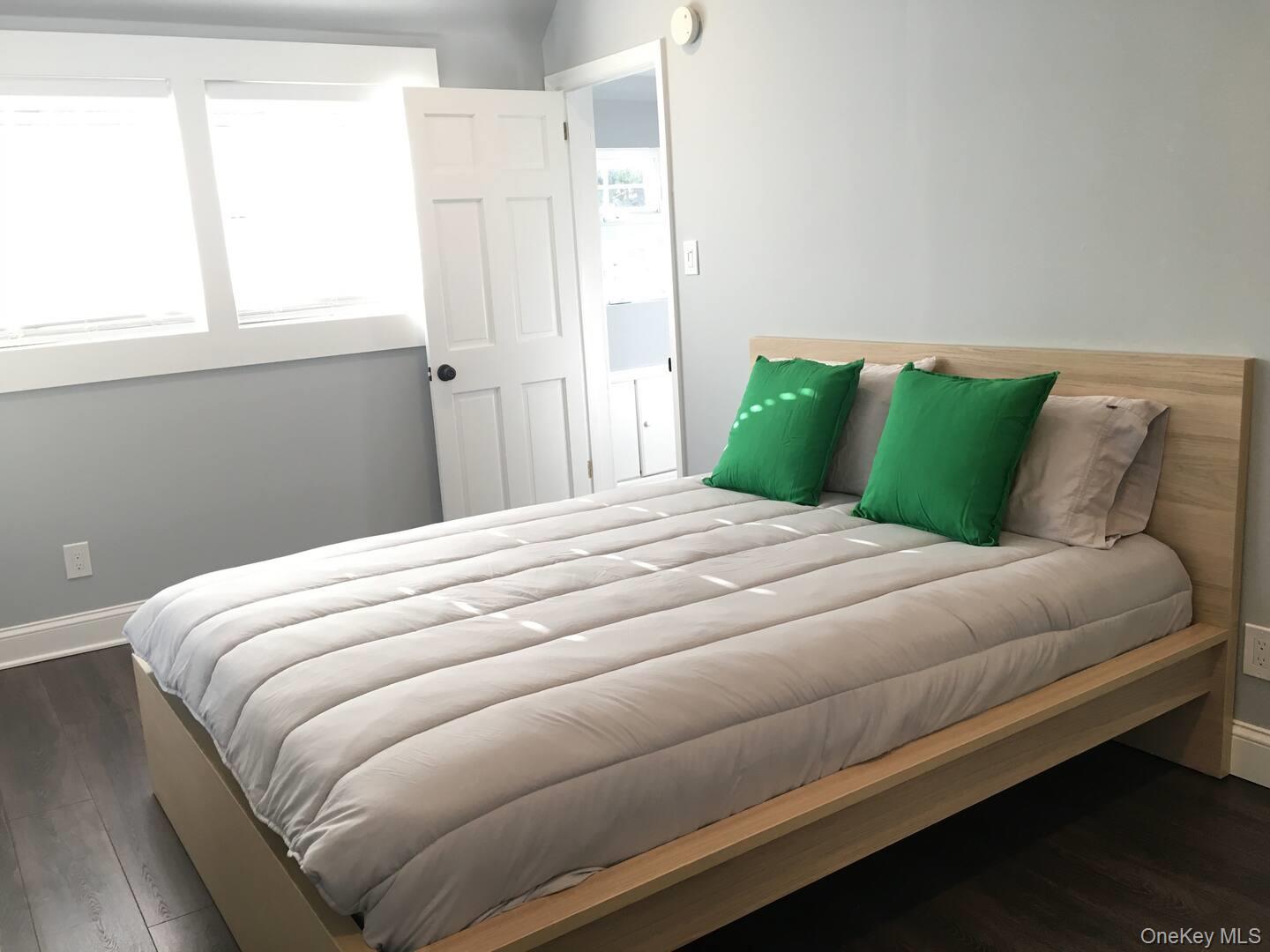 102 Woodbury Road, Huntington, NY 11743