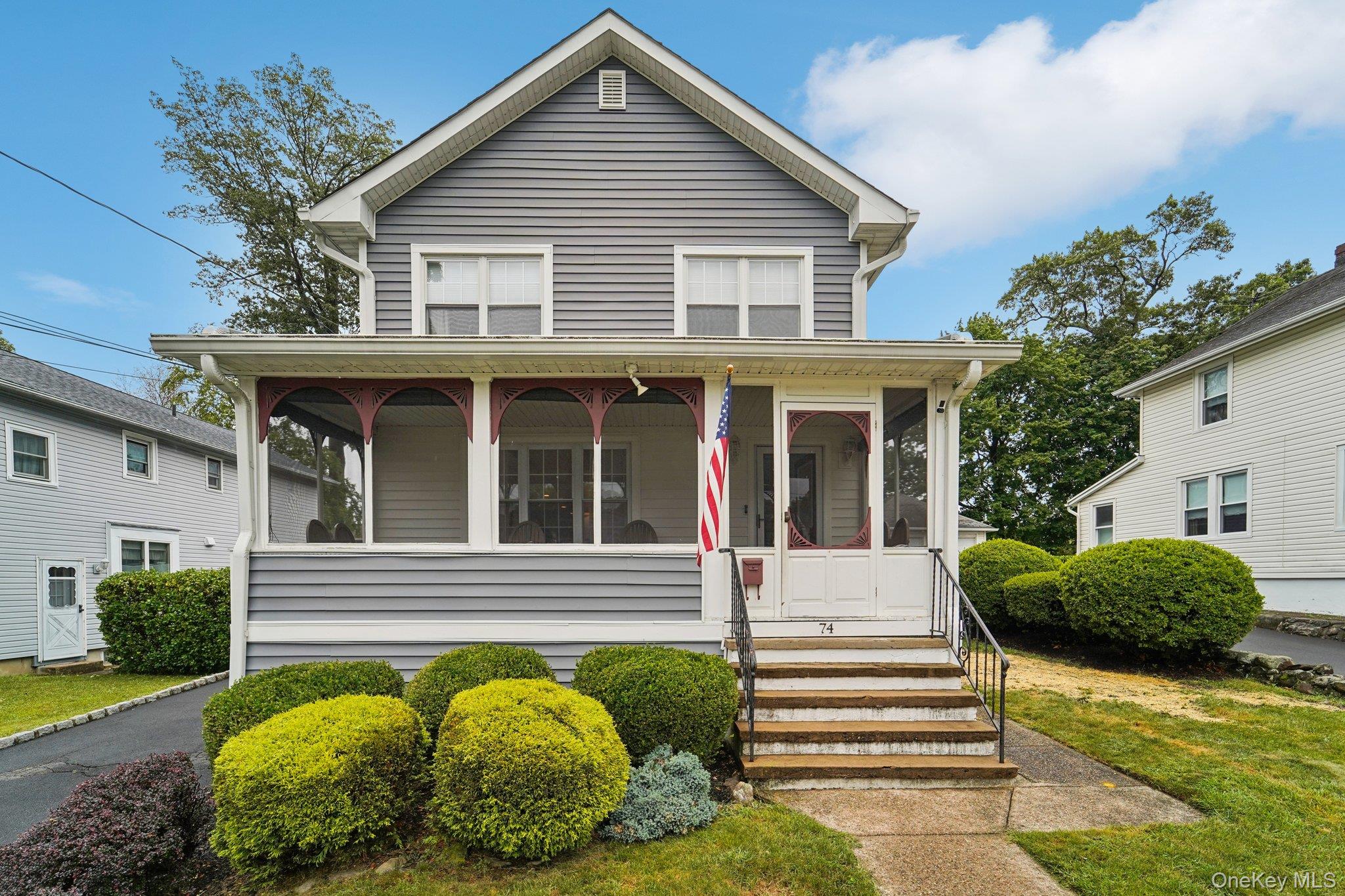 74 Lincoln Avenue, Pearl River, NY 10965