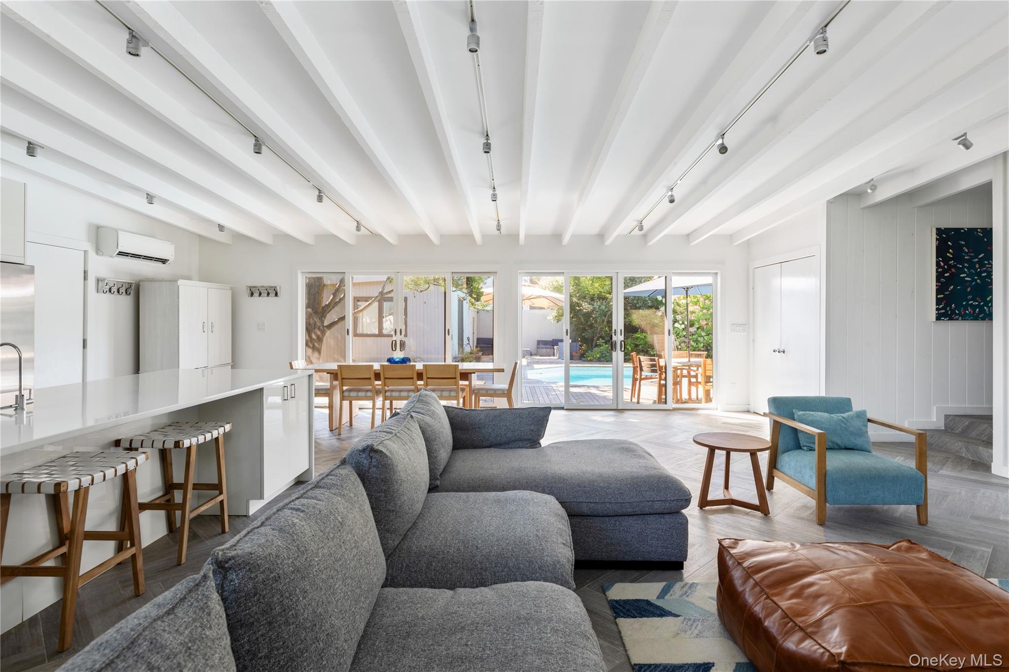 31 laurel Avenue, Seaview, NY 11770