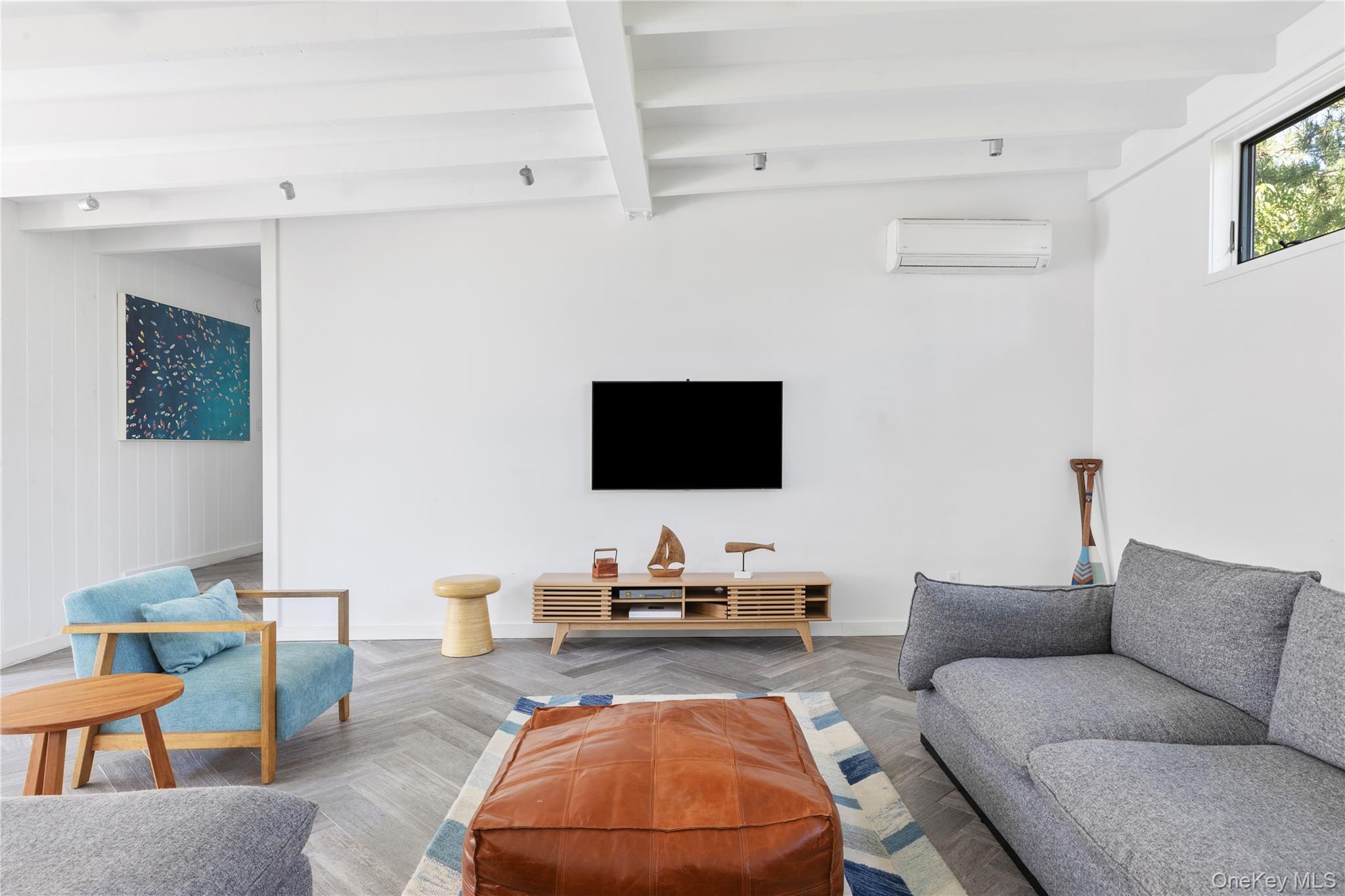 31 laurel Avenue, Seaview, NY 11770