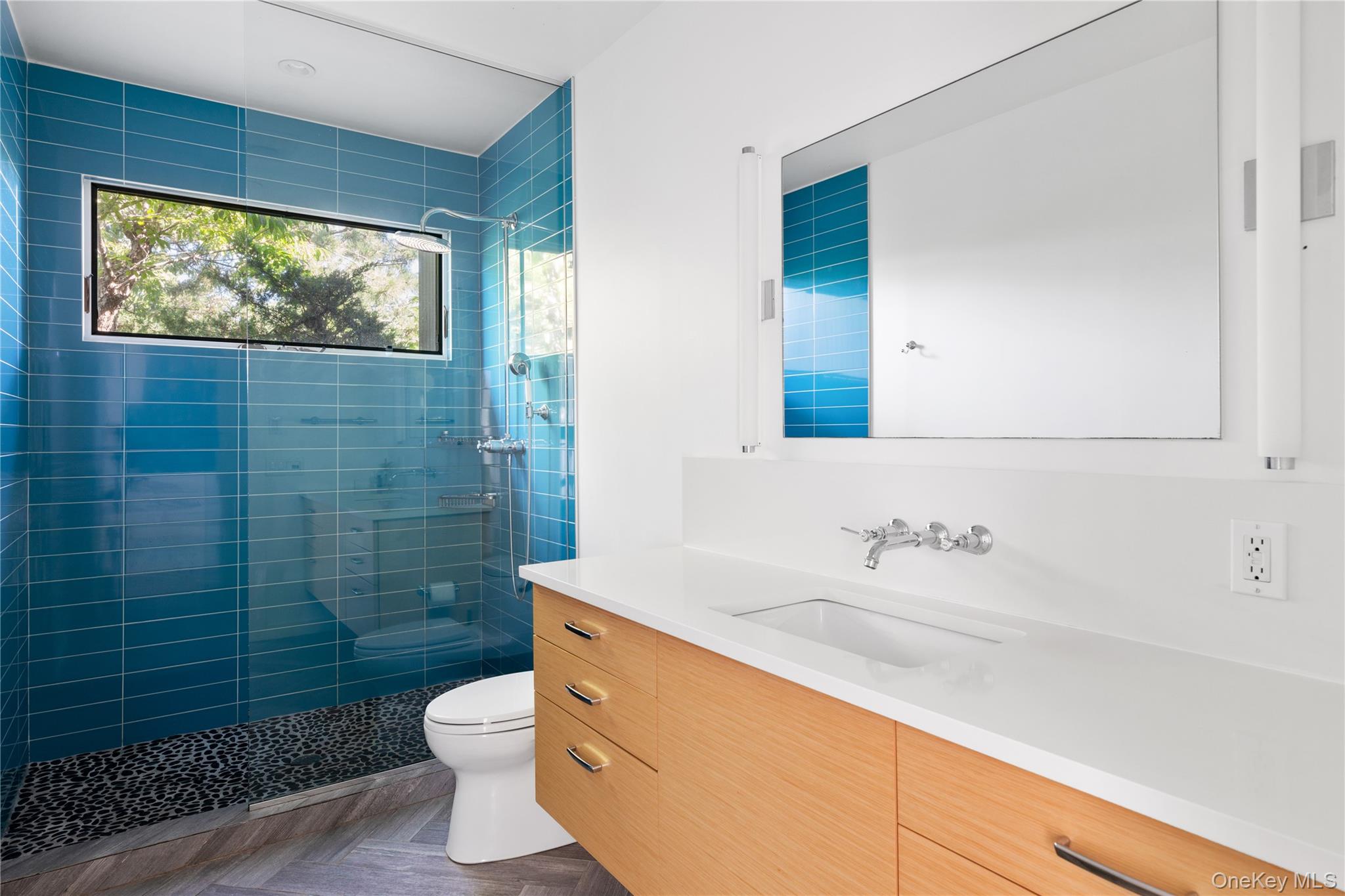 31 laurel Avenue, Seaview, NY 11770