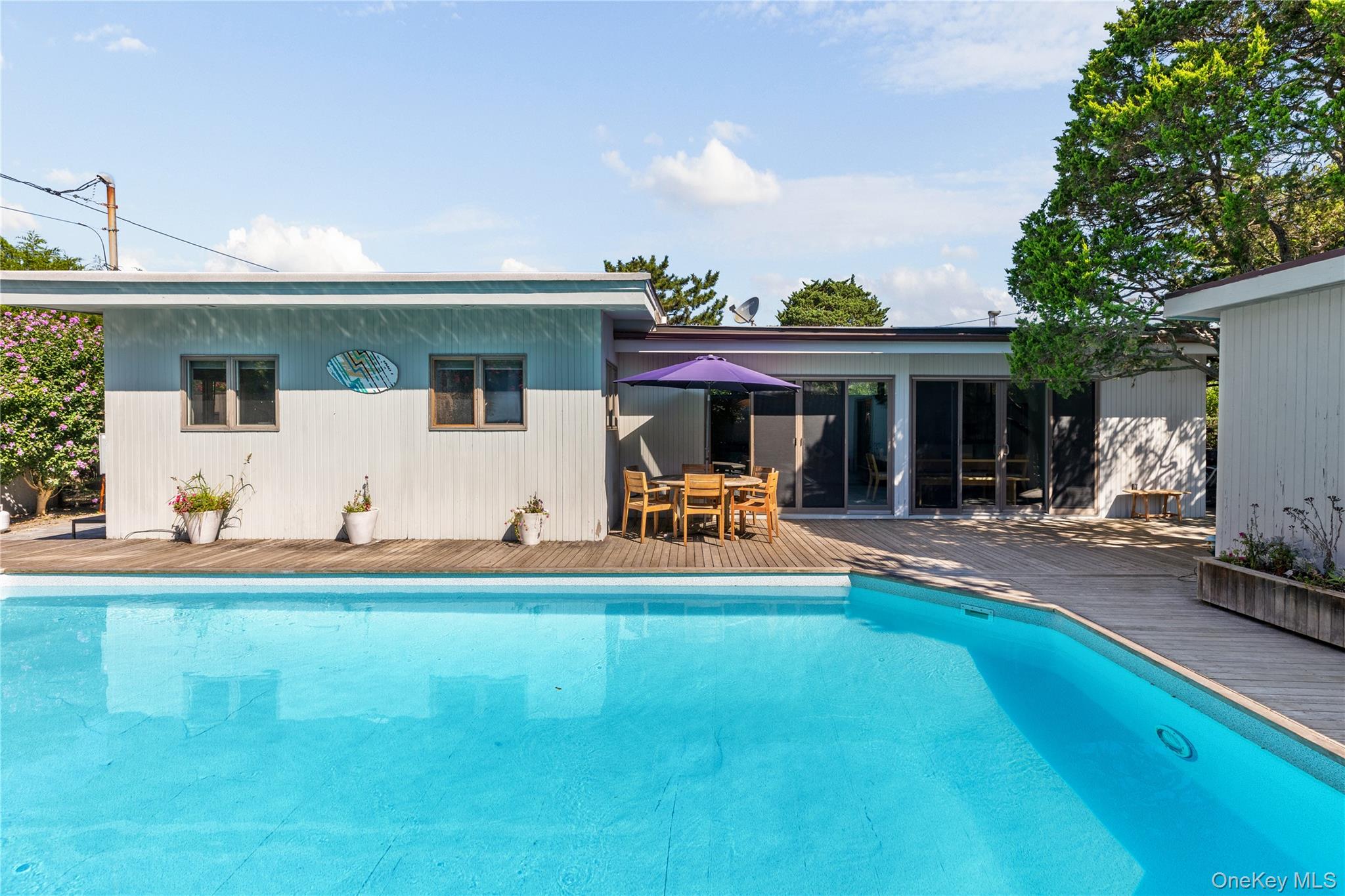 31 laurel Avenue, Seaview, NY 11770