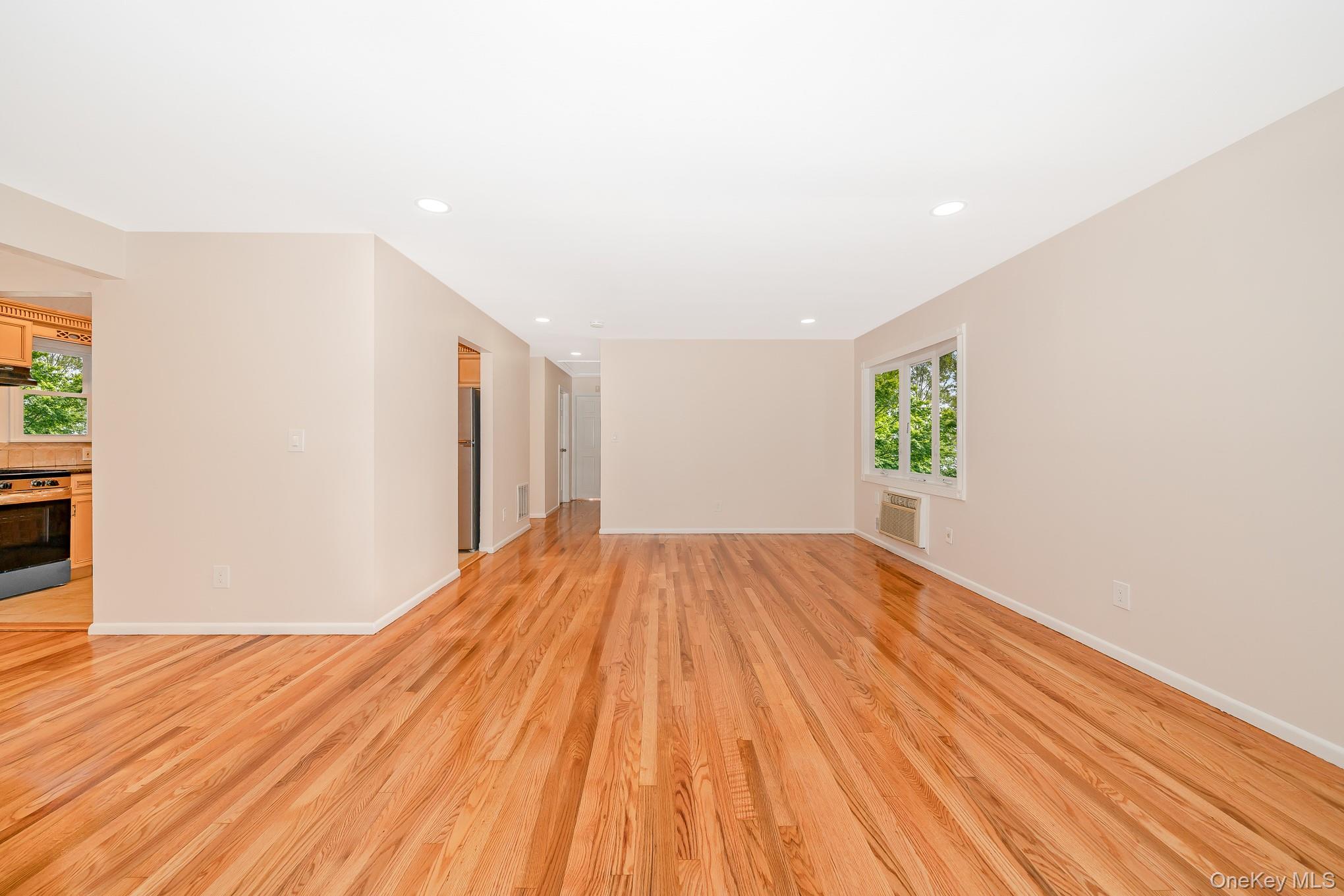 880 Washington Street, Baldwin, NY 11510