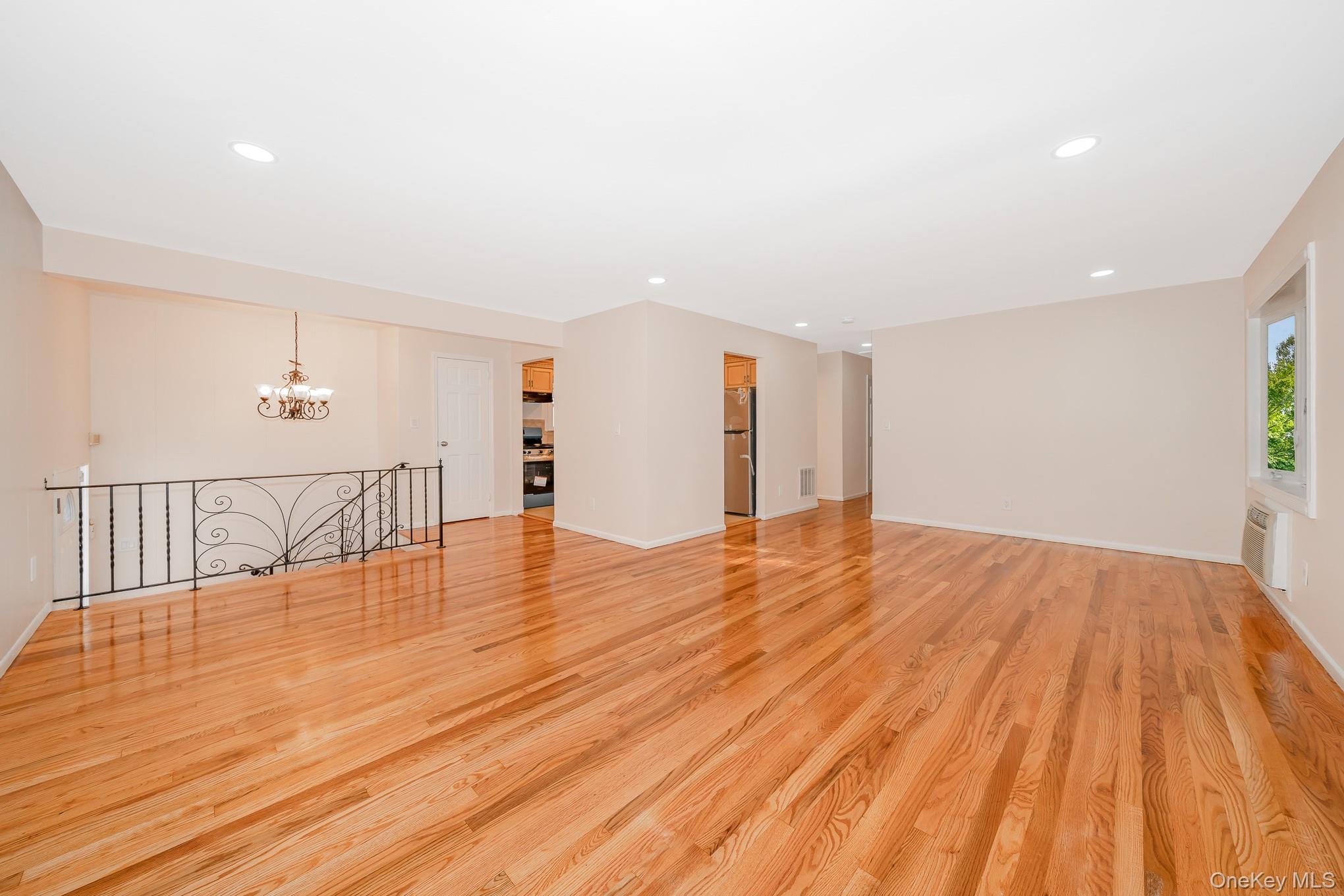 880 Washington Street, Baldwin, NY 11510