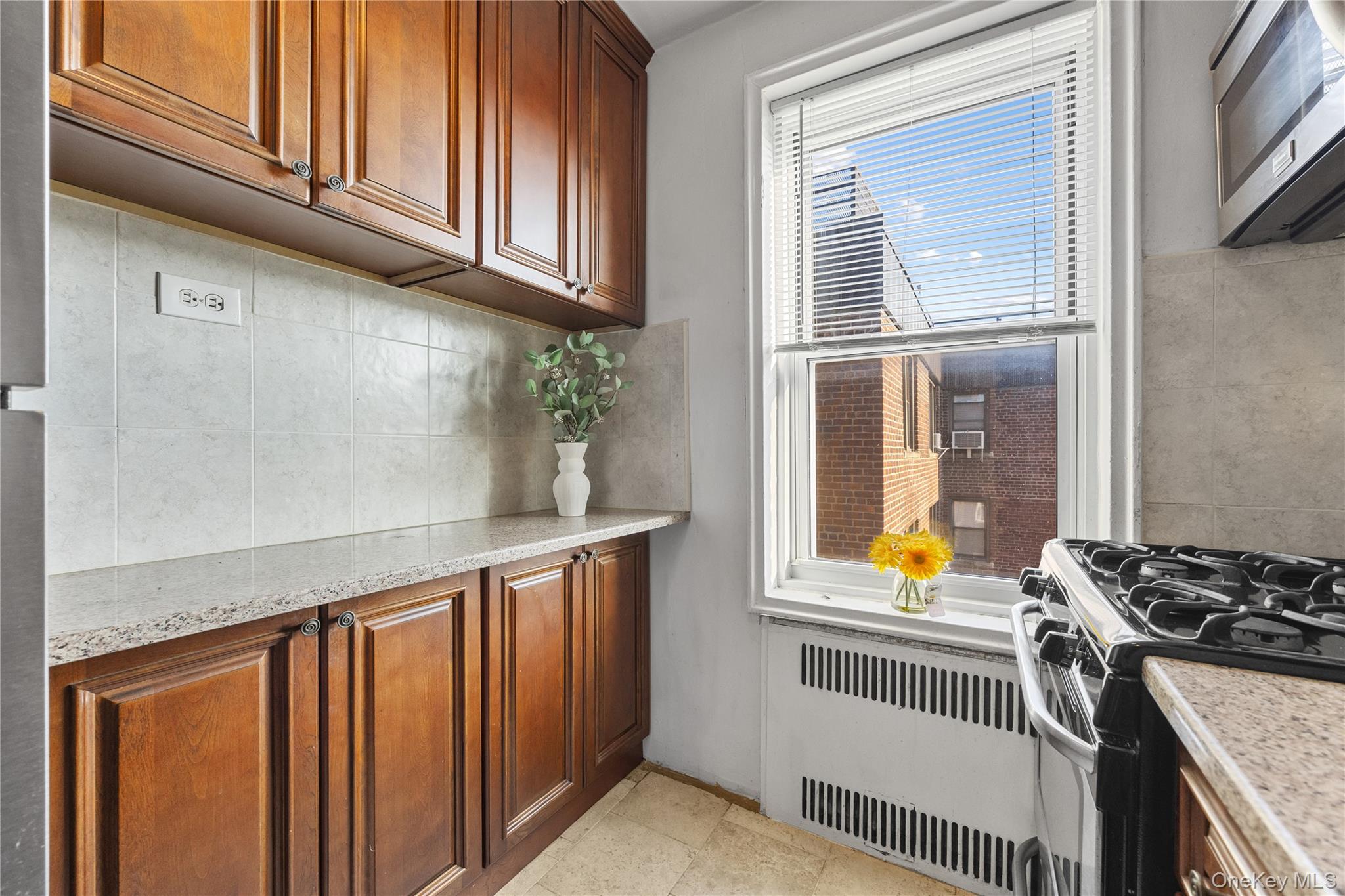 99-45 67th Road # 620, Forest Hills, NY 11375