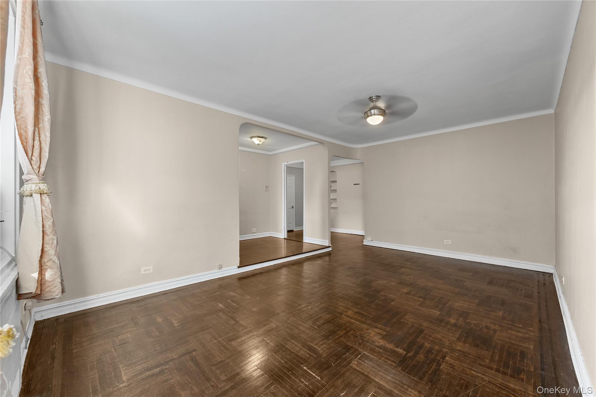 99-45 67th Road # 620, Forest Hills, NY 11375