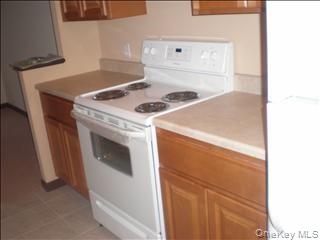 15 Club House Drive Drive # 2F, Fishkill, NY 12524