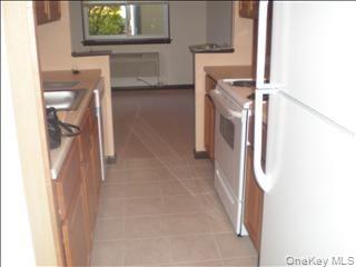 15 Club House Drive Drive # 2F, Fishkill, NY 12524