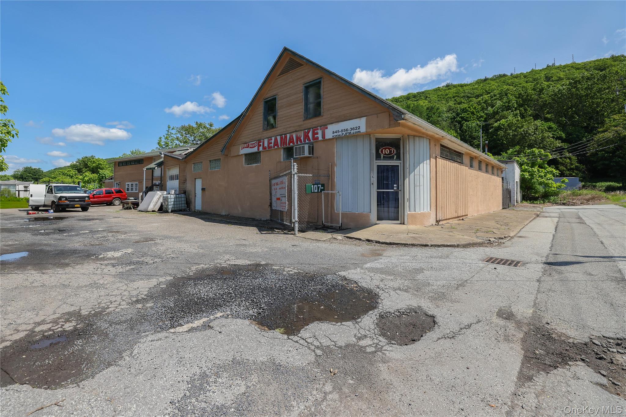 107,108,109 W W Main Street, Port Jervis, NY 12771