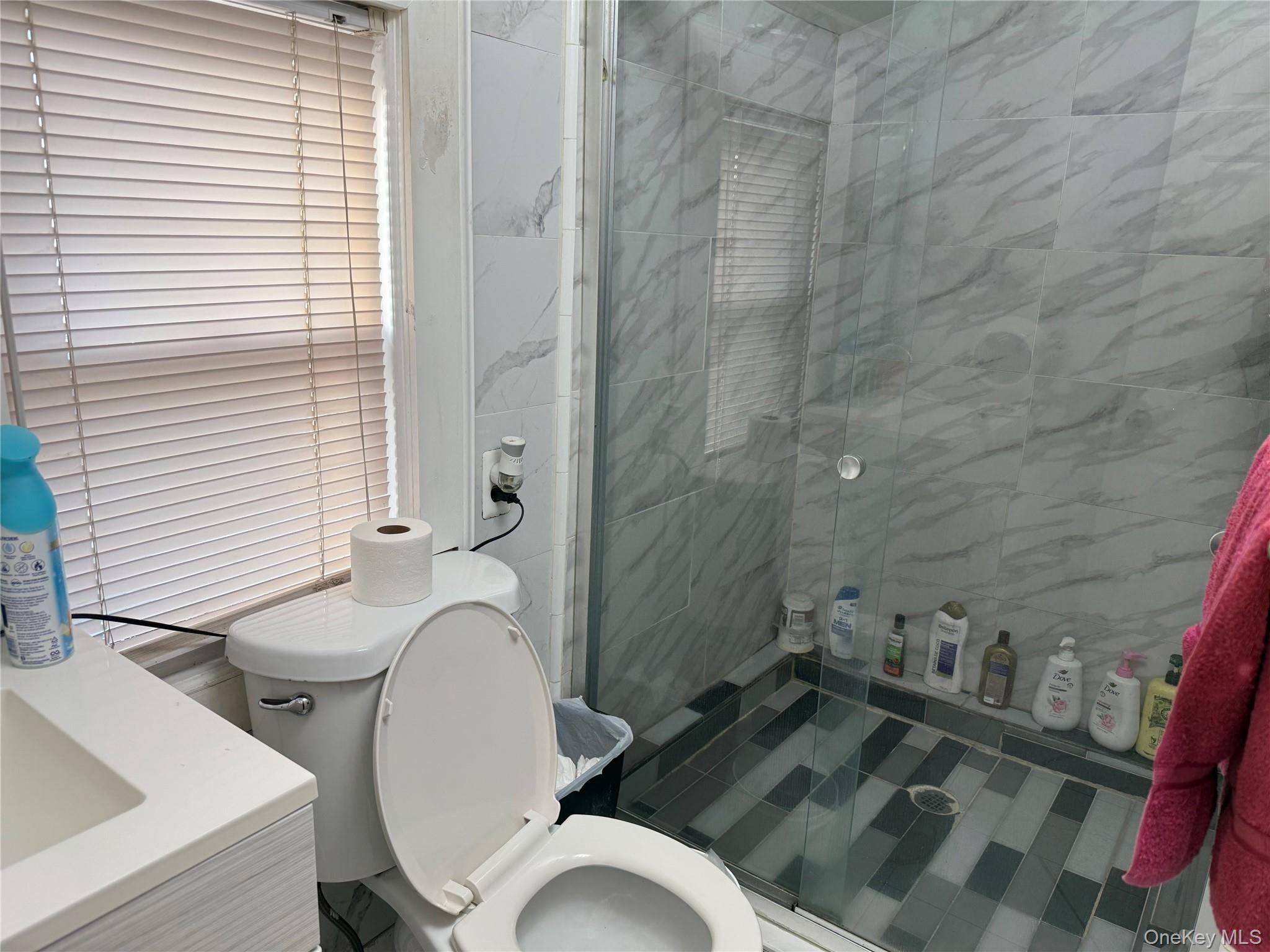 546 Clark Place, Uniondale, NY 11553