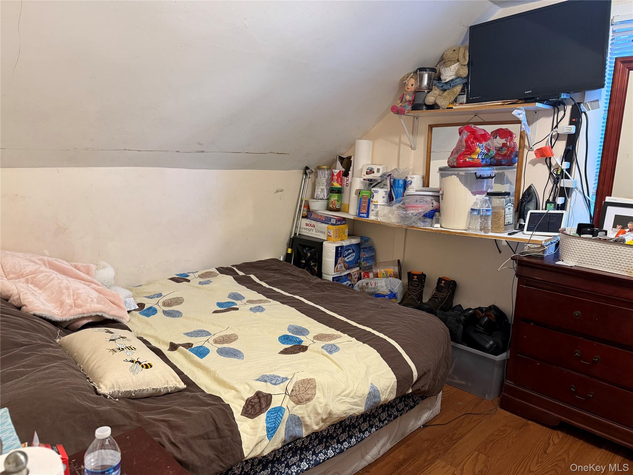 546 Clark Place, Uniondale, NY 11553