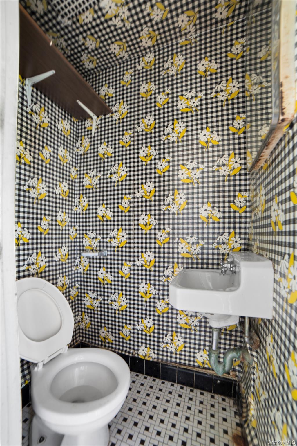 15062 Booth Memorial Avenue, Flushing, NY 11355