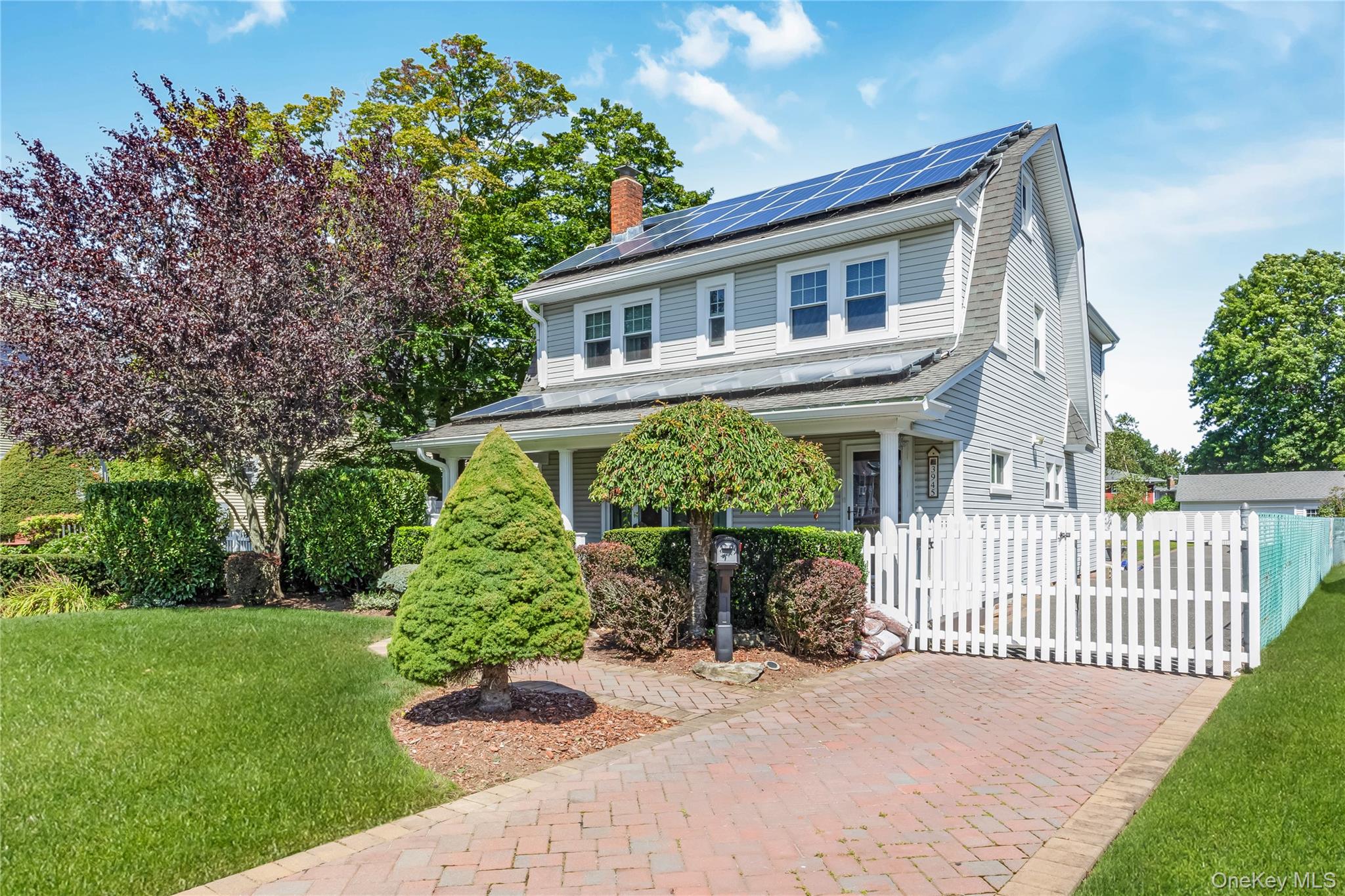 3945 Hickory Street, Seaford, NY 11783