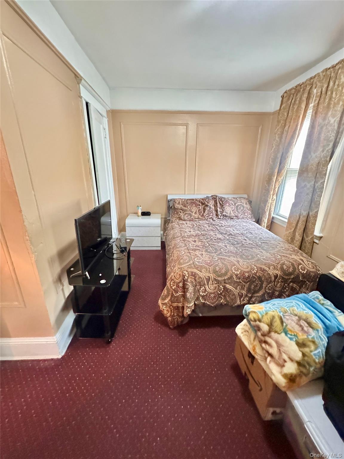 101-17 46th Ave, Corona, NY 11368