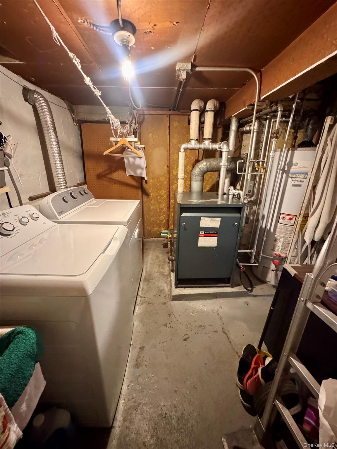 101-17 46th Ave, Corona, NY 11368