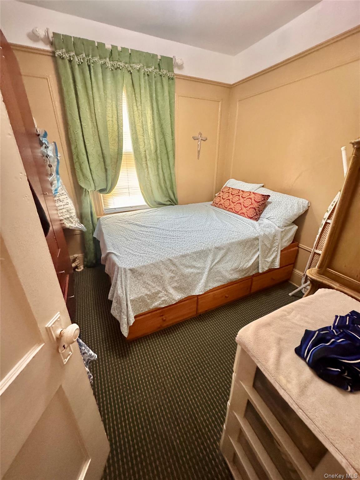 101-17 46th Ave, Corona, NY 11368