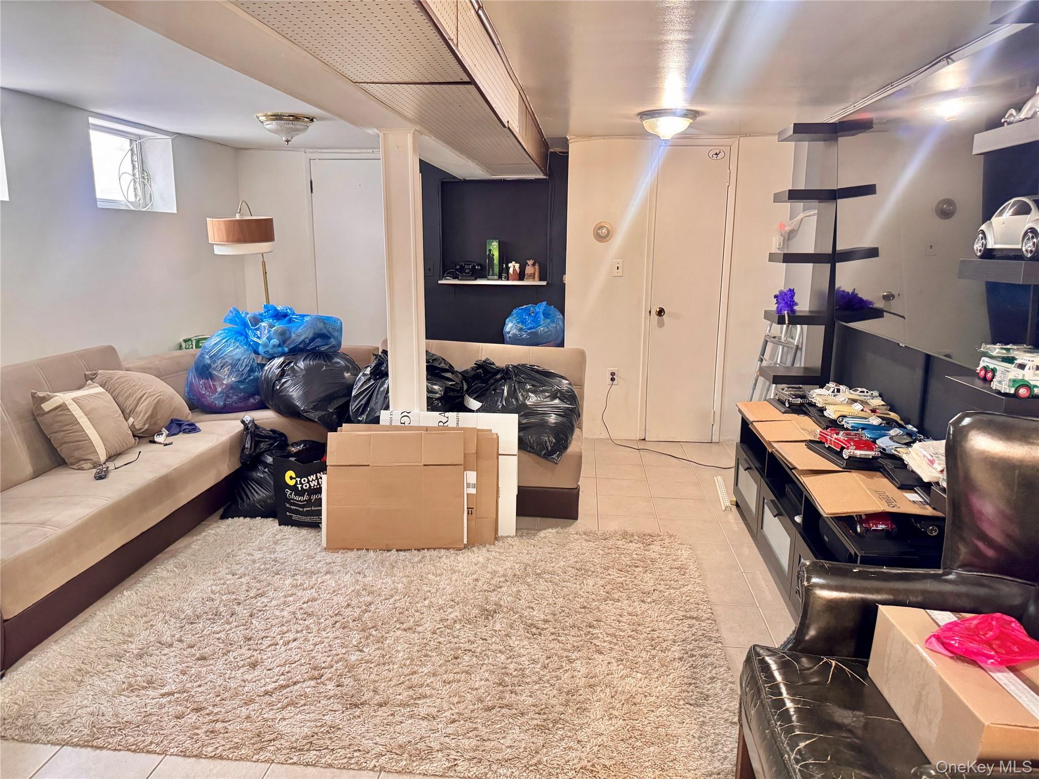 101-17 46th Ave, Corona, NY 11368