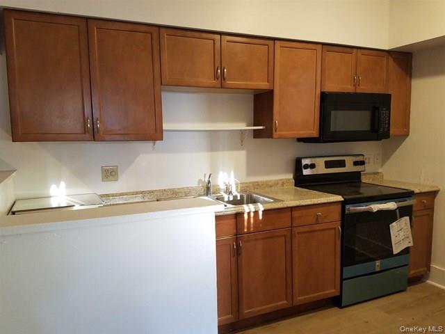 13 Grand Street, Poughkeepsie, NY 12601