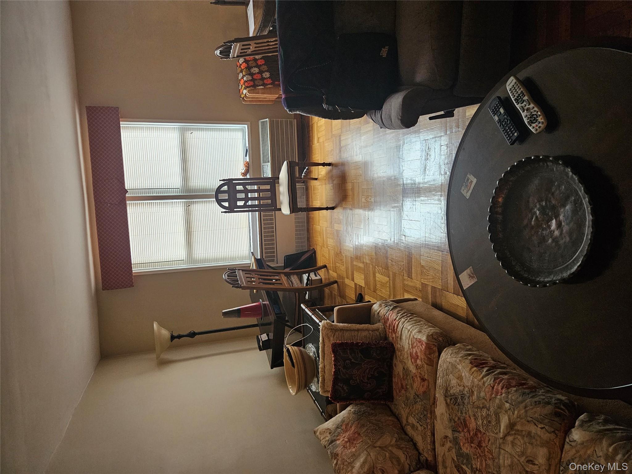 110 Brooklyn Avenue # 1D, Freeport, NY 11520