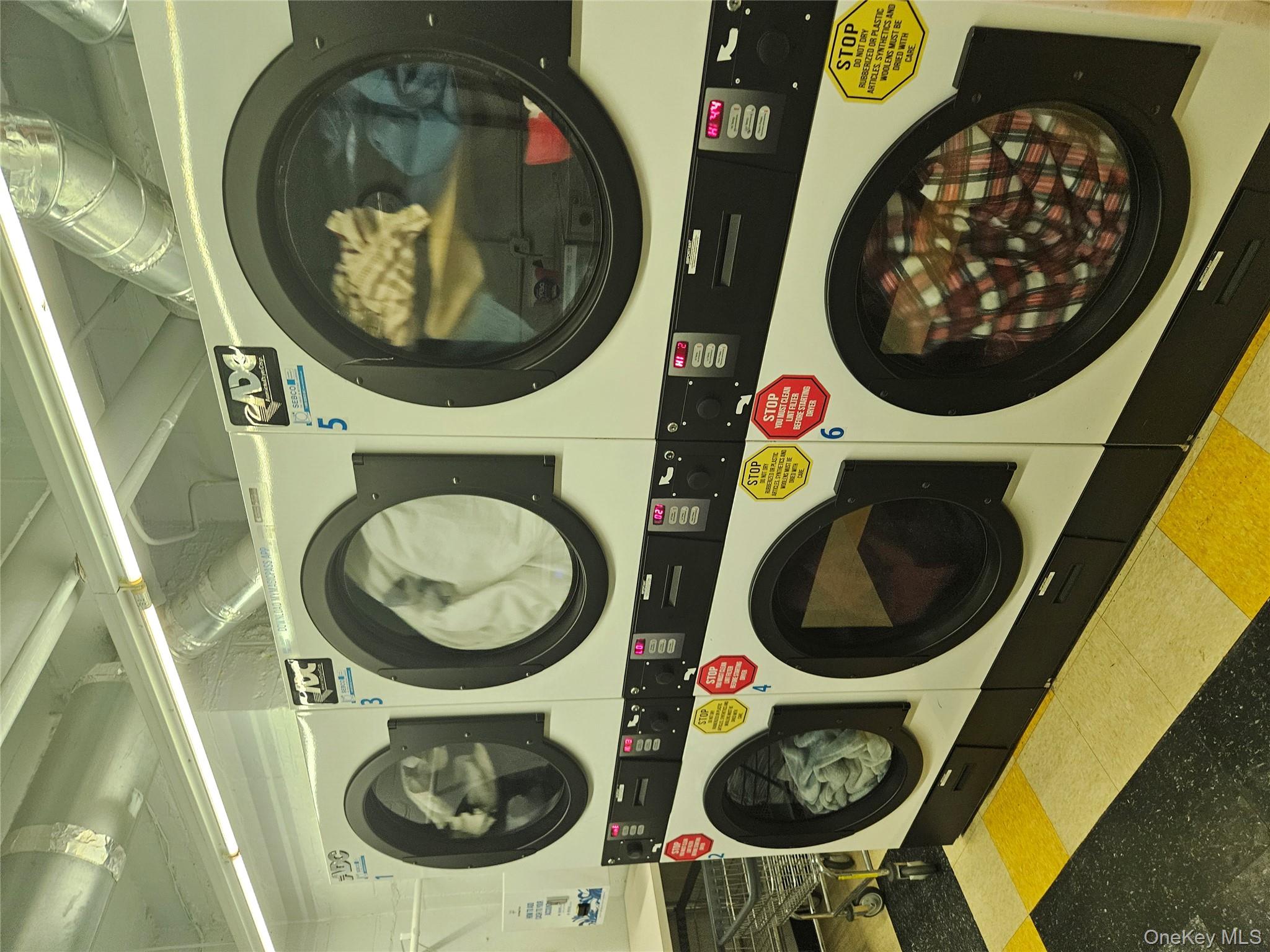 110 Brooklyn Avenue # 1D, Freeport, NY 11520