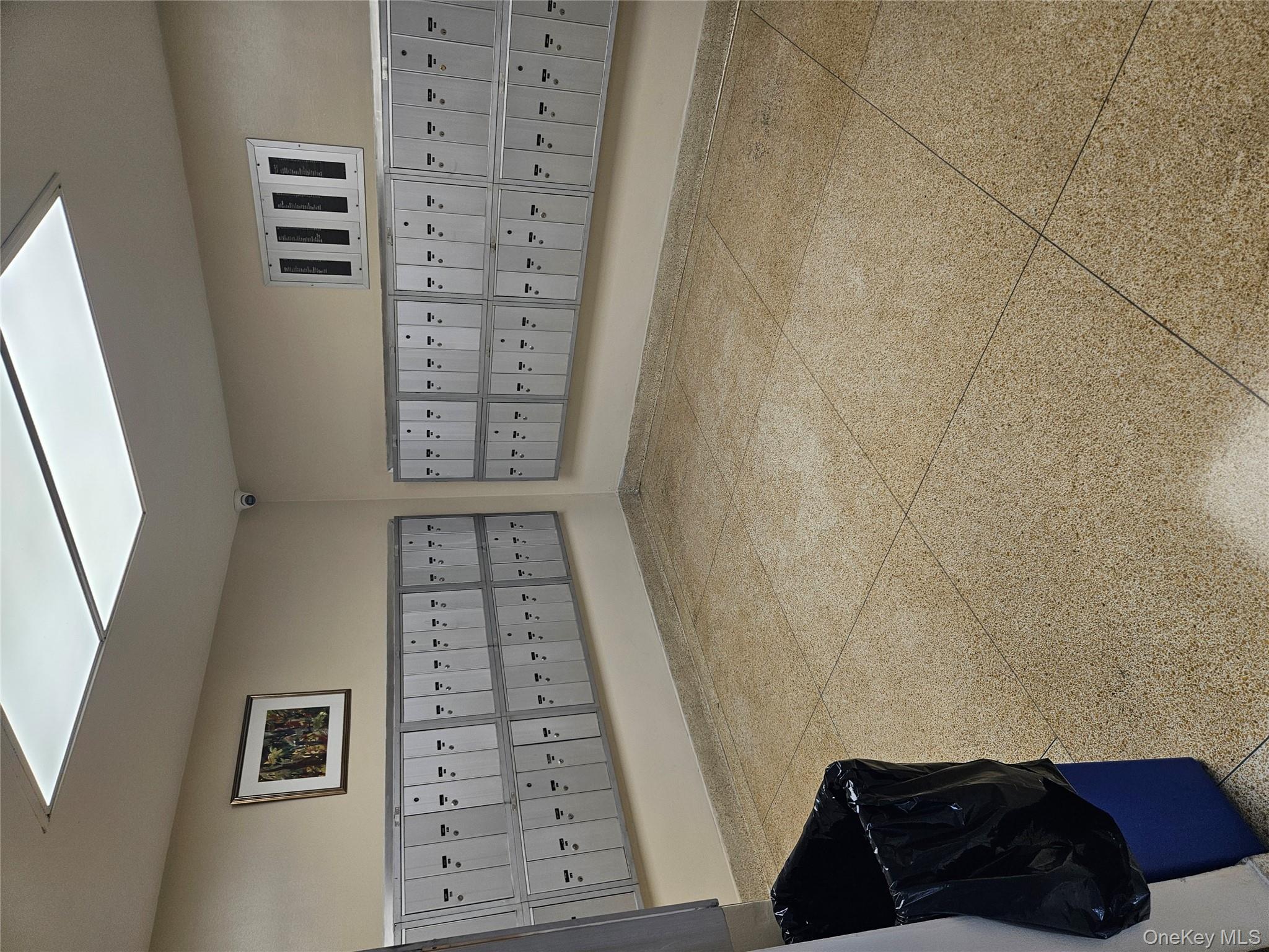 110 Brooklyn Avenue # 1D, Freeport, NY 11520