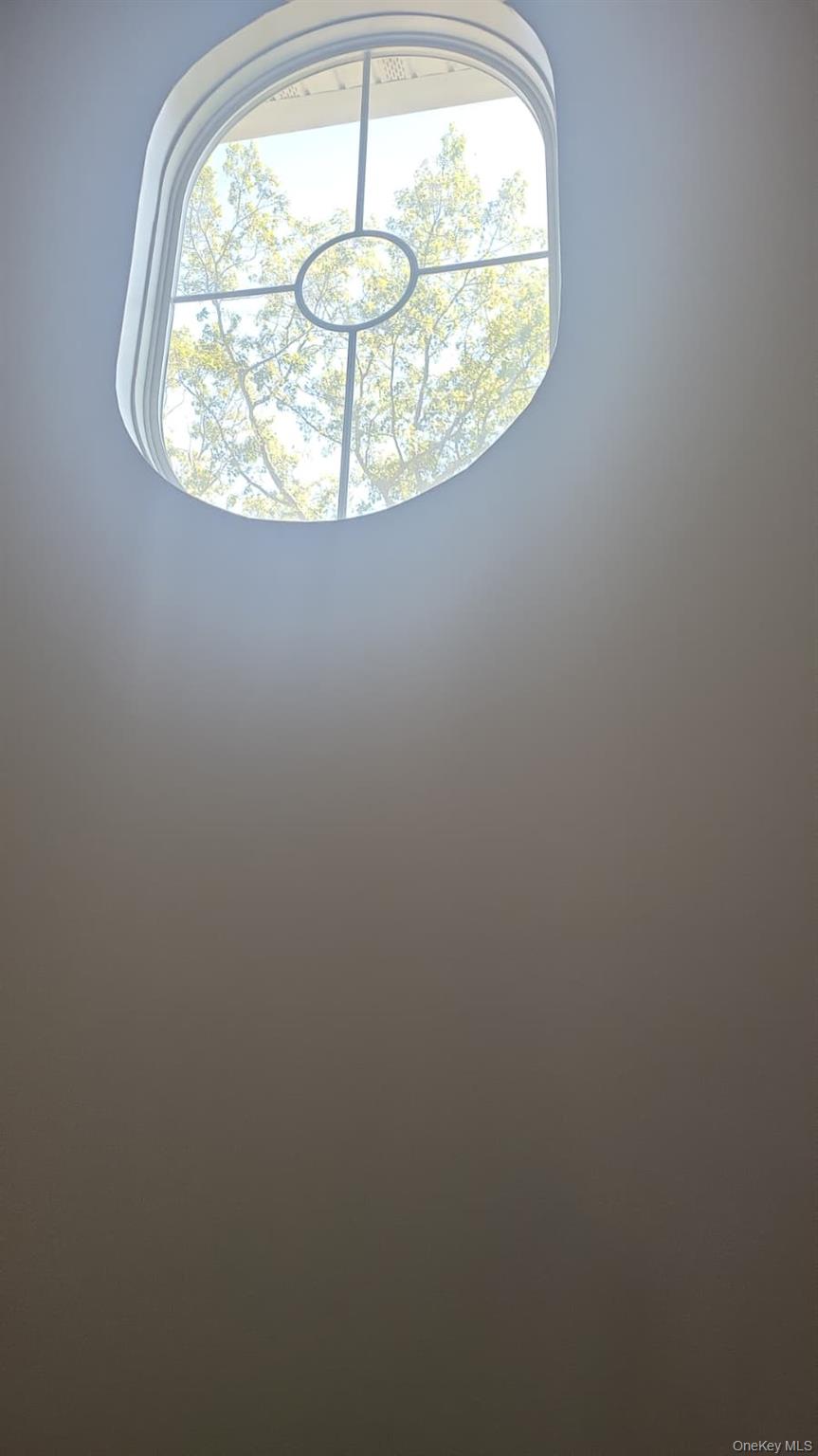 70 W 8th Street, Ronkonkoma, NY 11779