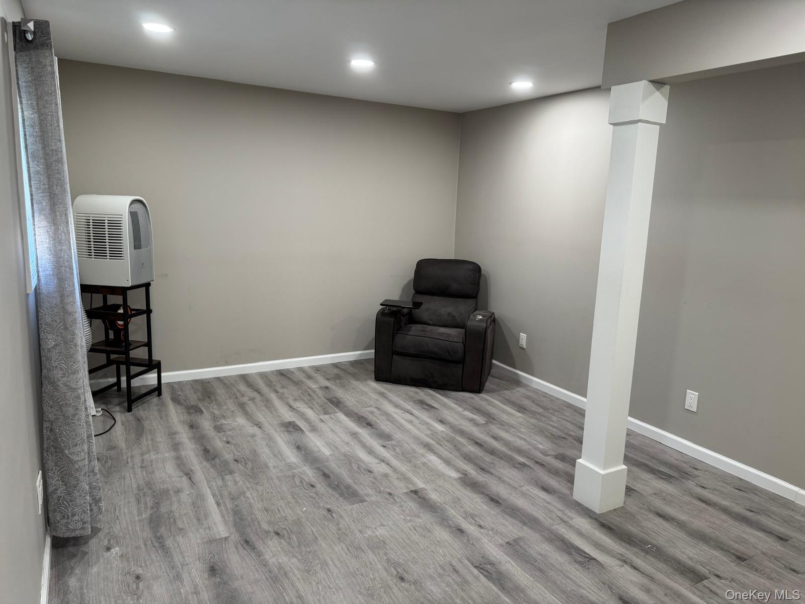 70 W 8th Street, Ronkonkoma, NY 11779