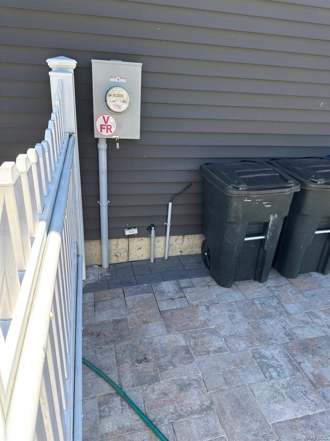 70 W 8th Street, Ronkonkoma, NY 11779