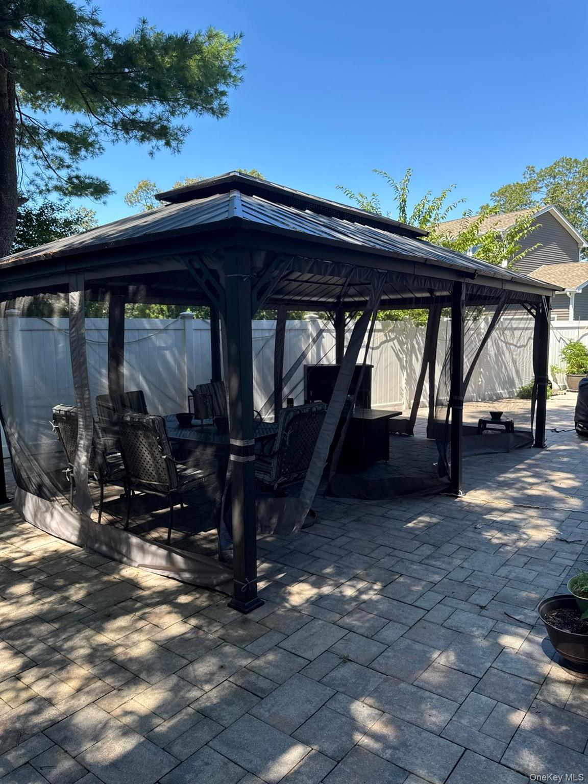 70 W 8th Street, Ronkonkoma, NY 11779