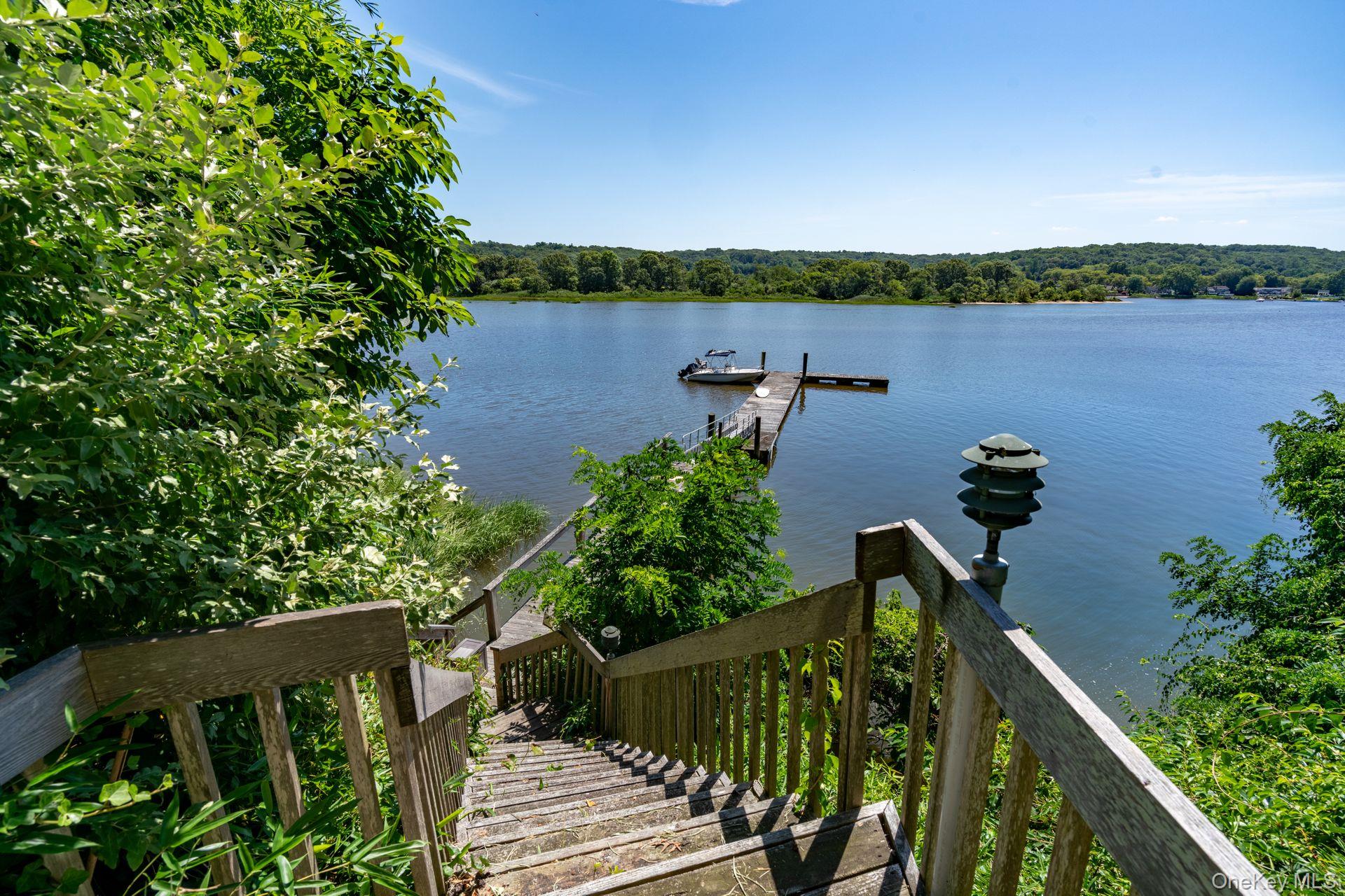 22 Mallard Cove, Centerport, NY 11721