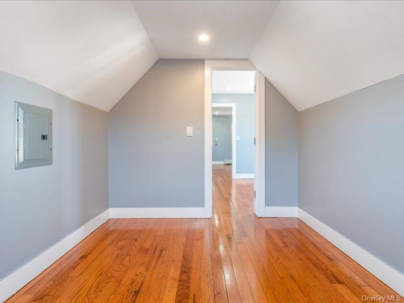 176-27 NW Sunbury Road, Jamaica, NY 11434