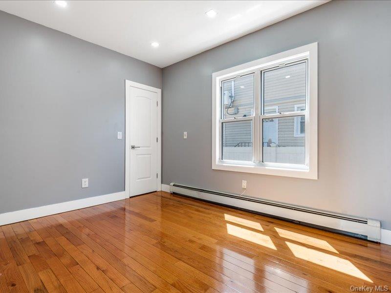 176-27 NW Sunbury Road, Jamaica, NY 11434