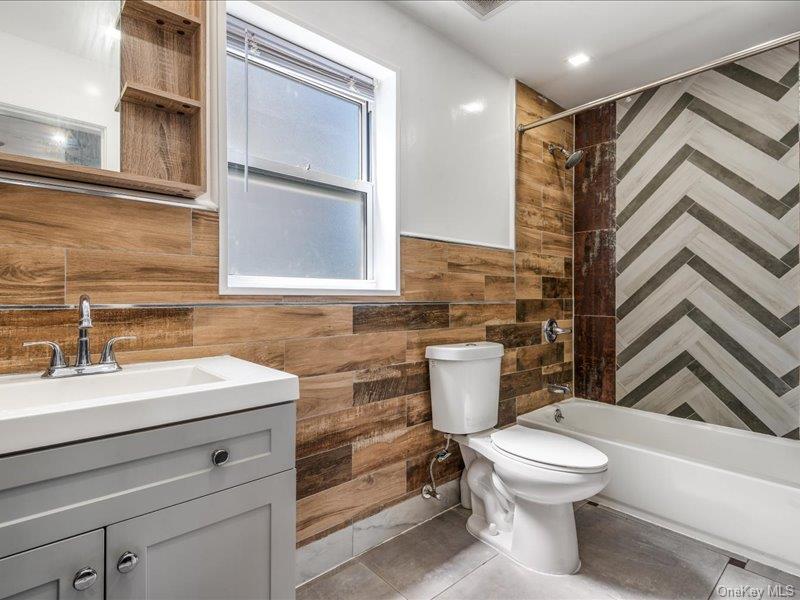 176-27 NW Sunbury Road, Jamaica, NY 11434