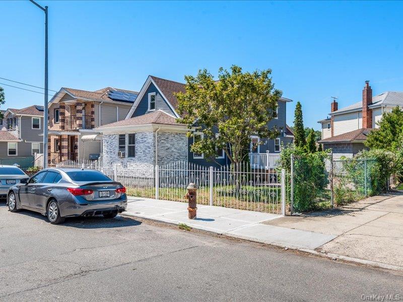 176-27 NW Sunbury Road, Jamaica, NY 11434