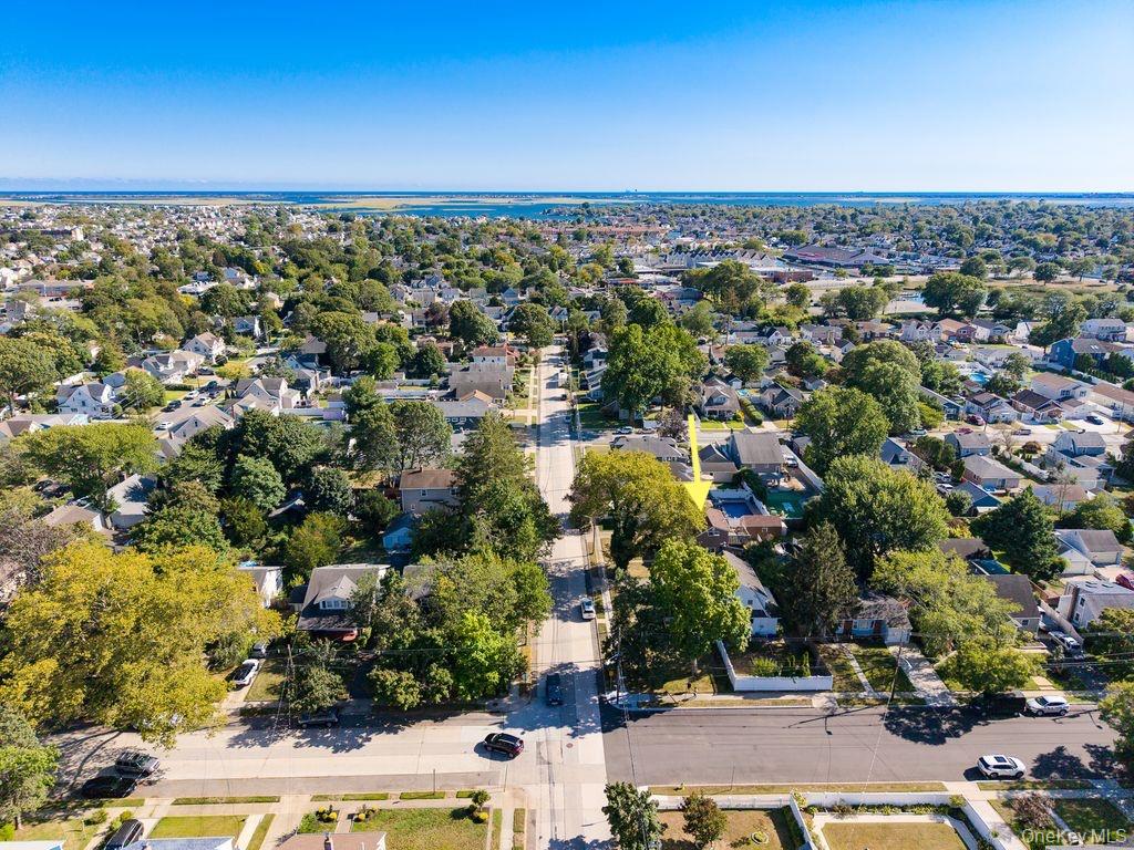 306 Park Avenue, Freeport, NY 11520