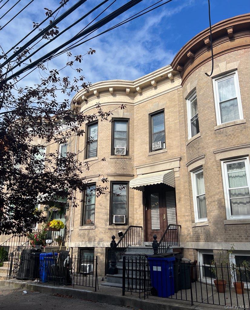 74-33 65th Street, Glendale, NY 11385