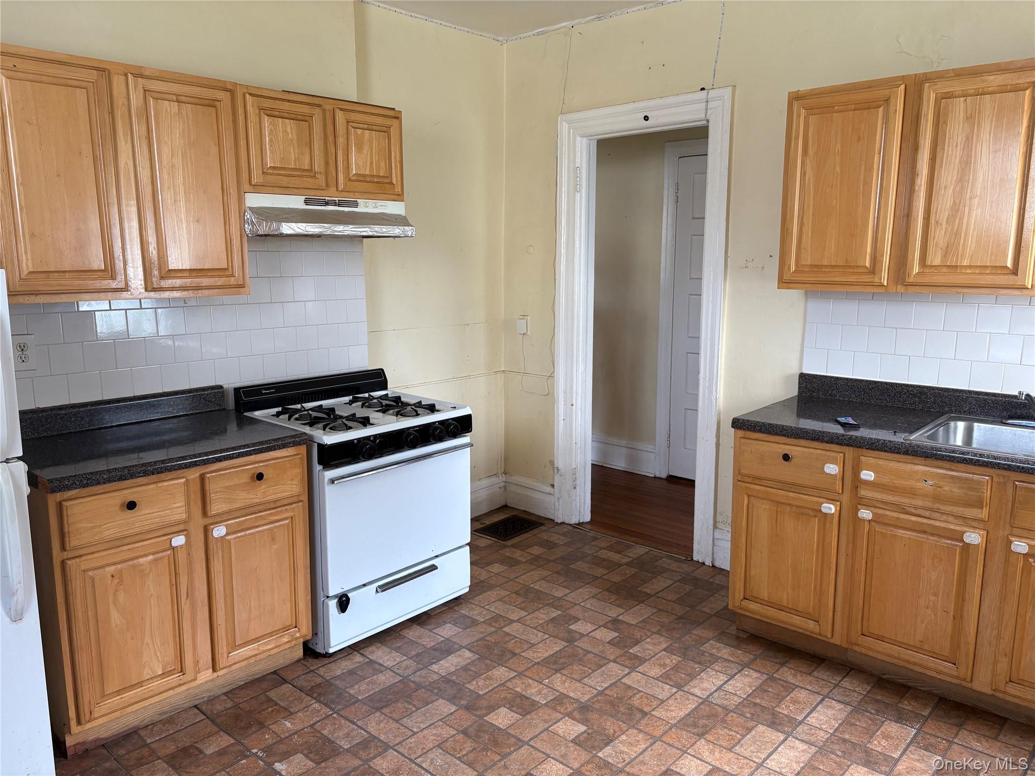 83 Washington Avenue # 1, New Rochelle, NY 10801