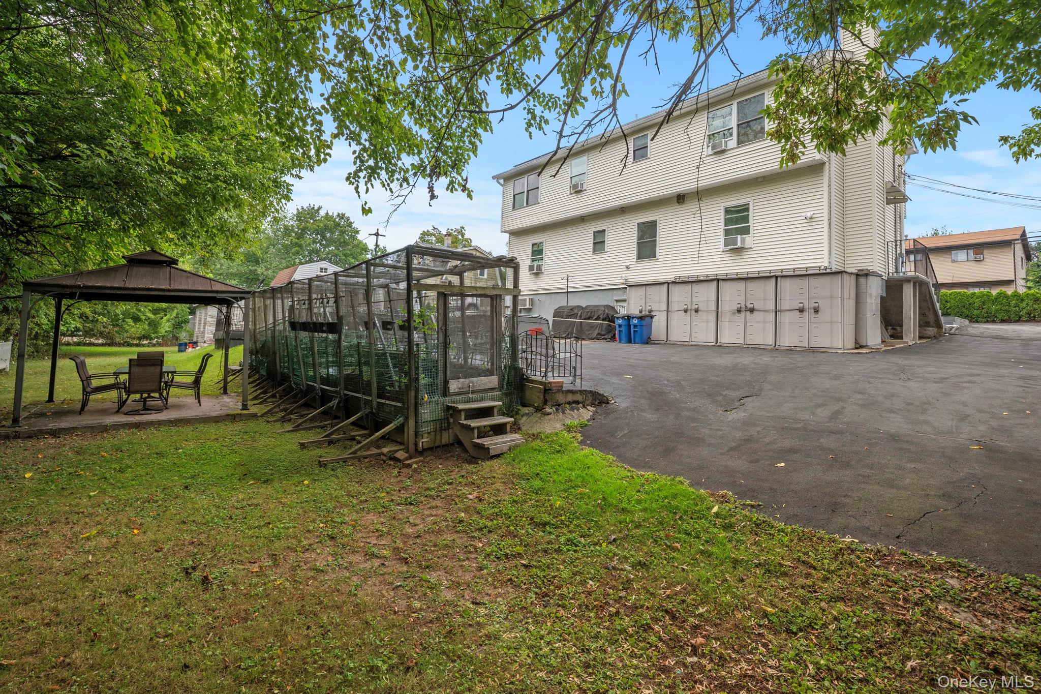 29 Memorial Park Drive, Spring Valley, NY 10977