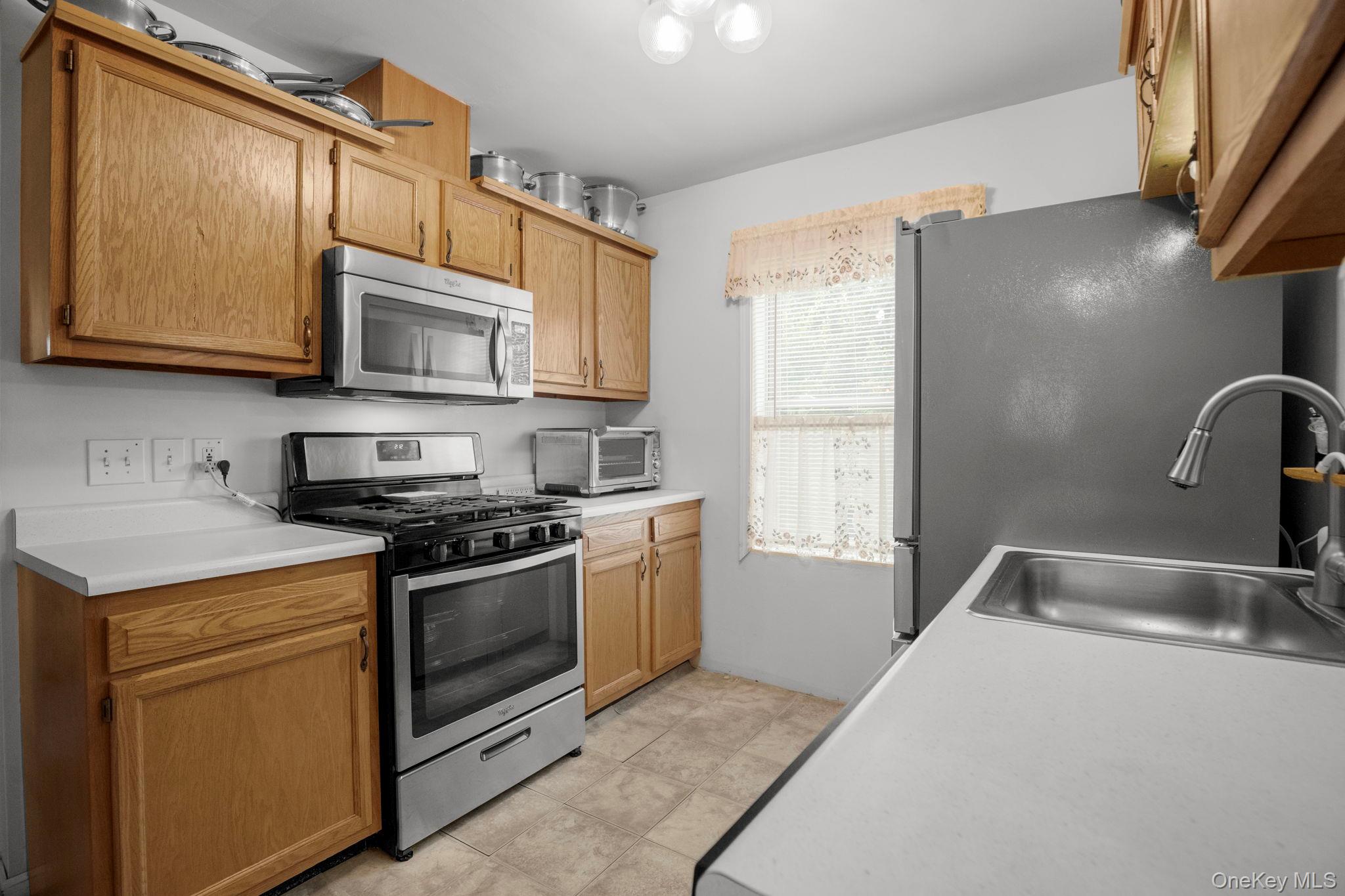 29 Memorial Park Drive, Spring Valley, NY 10977