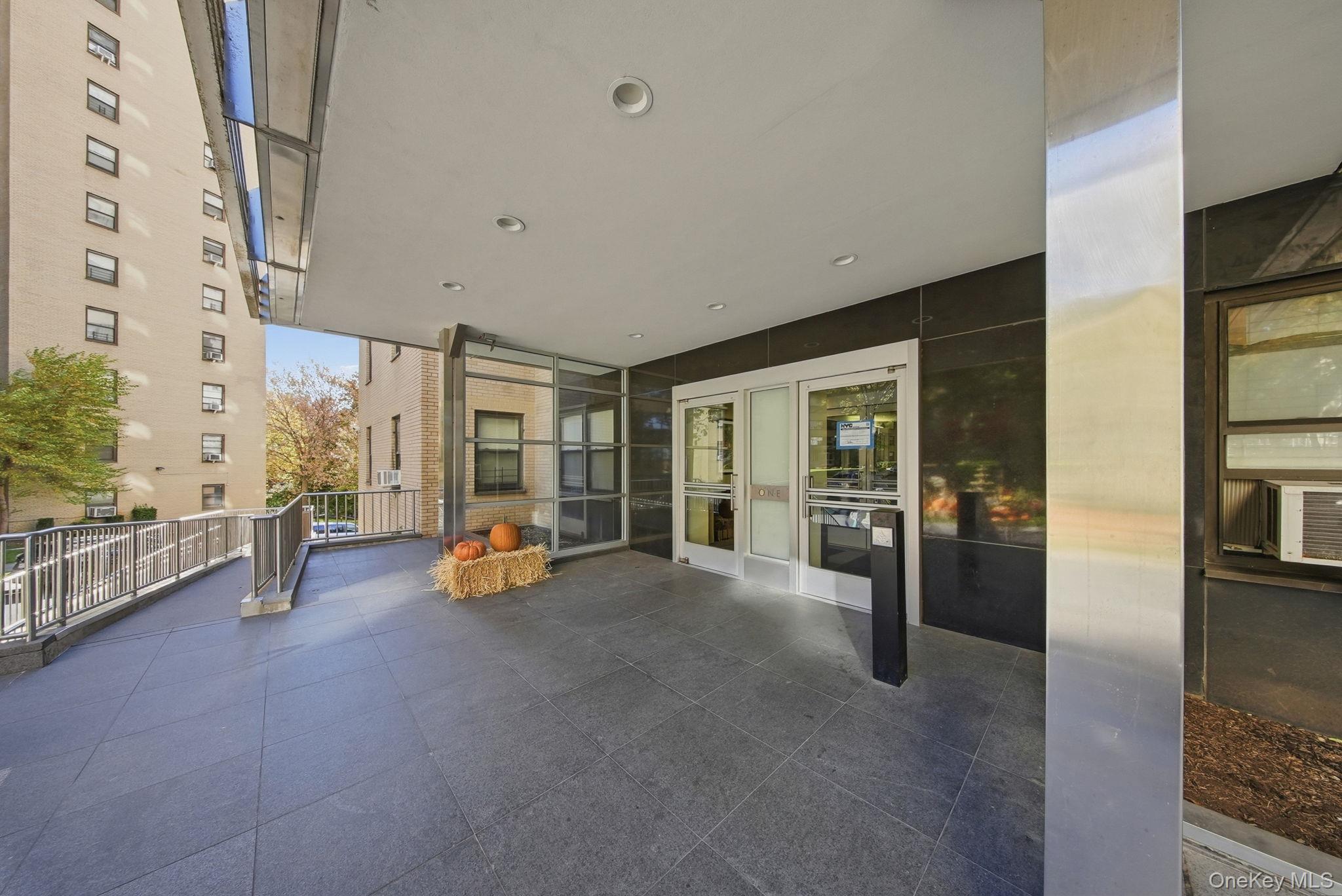 1 Fordham Hill Oval # 1E, Bronx, NY 10468