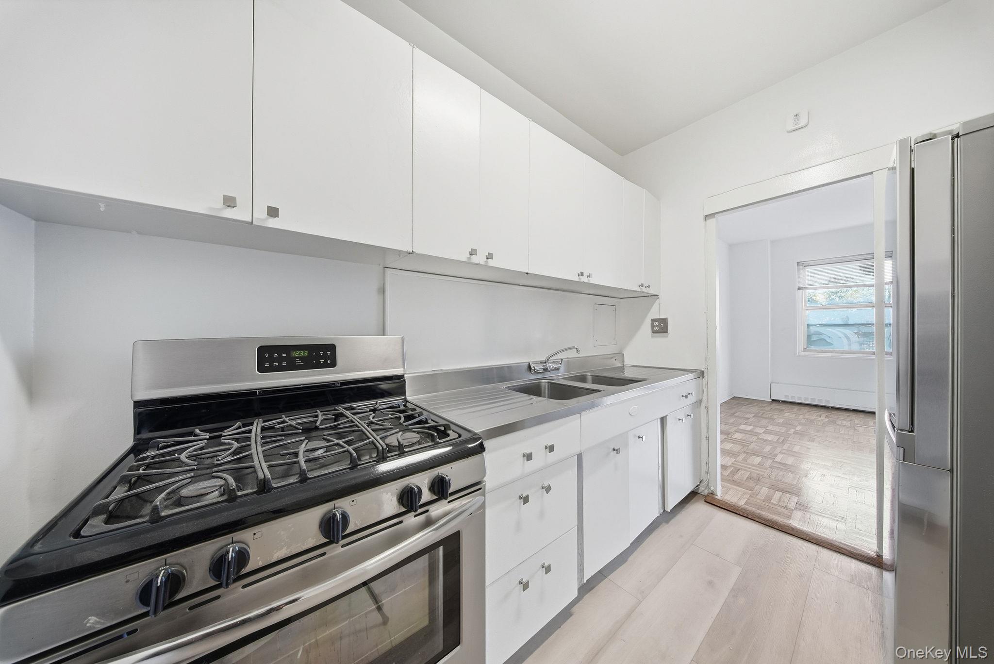 1 Fordham Hill Oval # 1E, Bronx, NY 10468