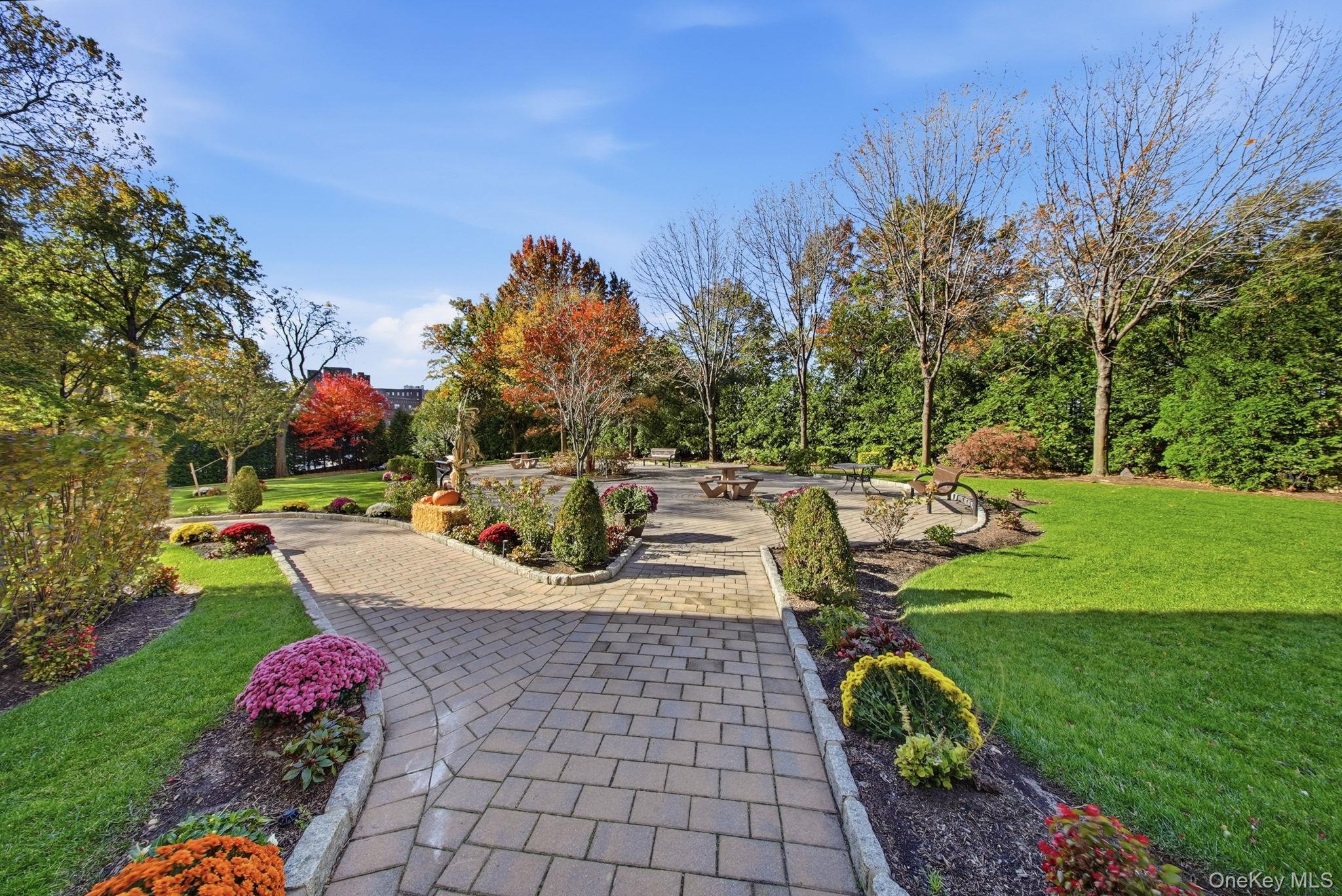 1 Fordham Hill Oval # 1E, Bronx, NY 10468