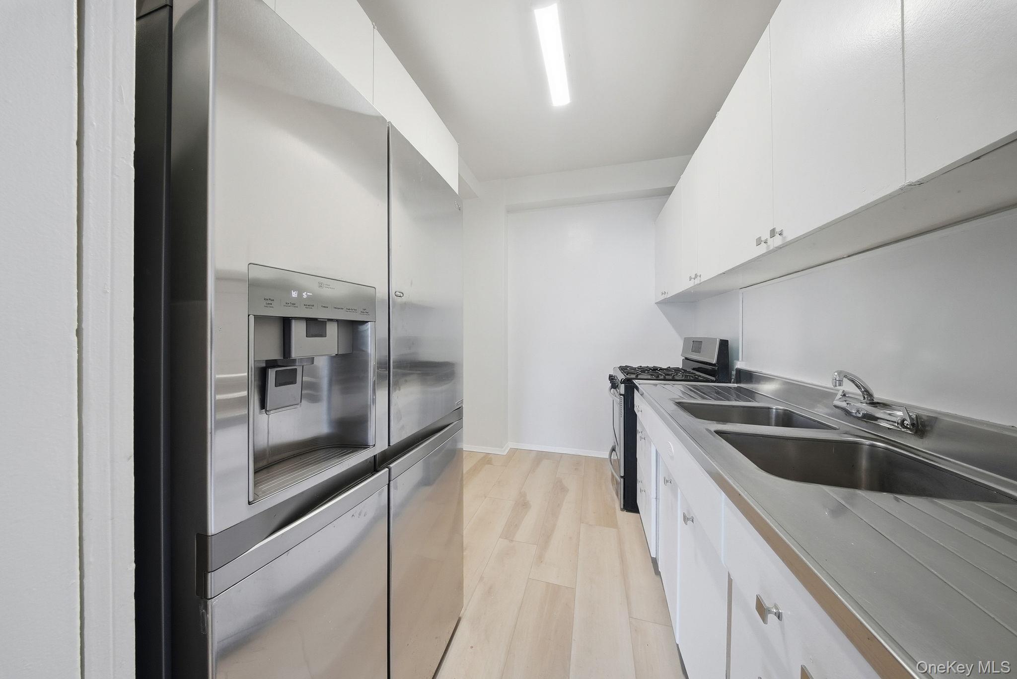 1 Fordham Hill Oval # 1E, Bronx, NY 10468