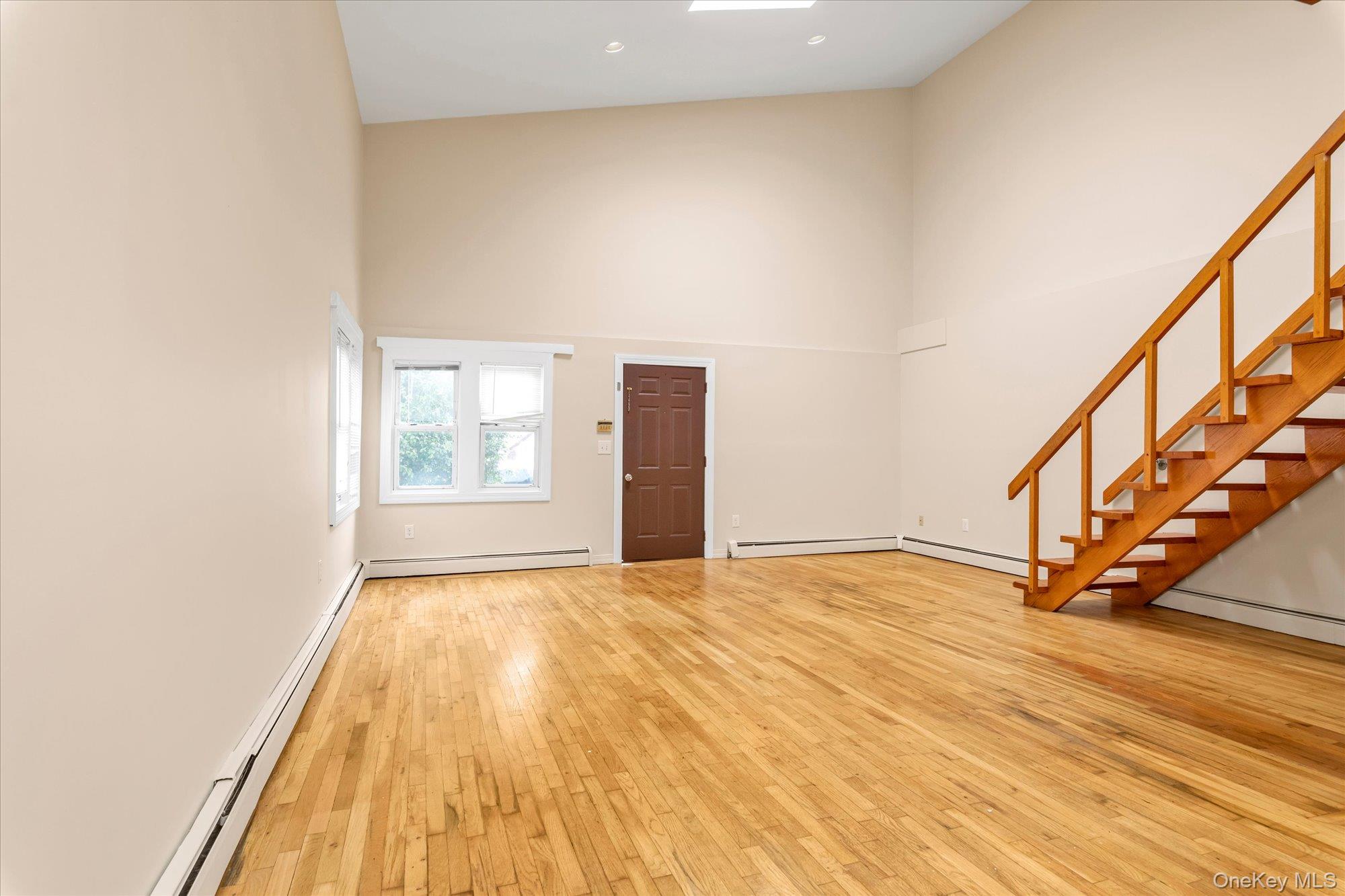 41 Newport Road, Island Park, NY 11558