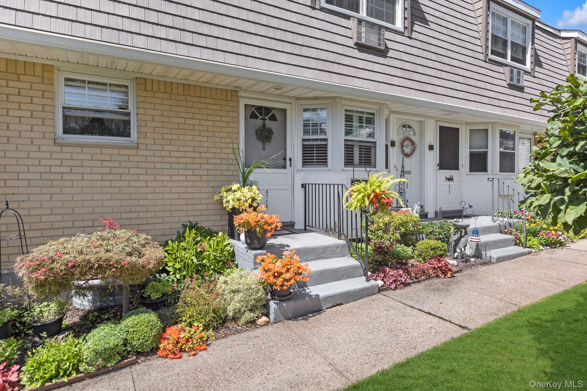 4710 Wilshire Lane # 4710, Oakdale, NY 11769