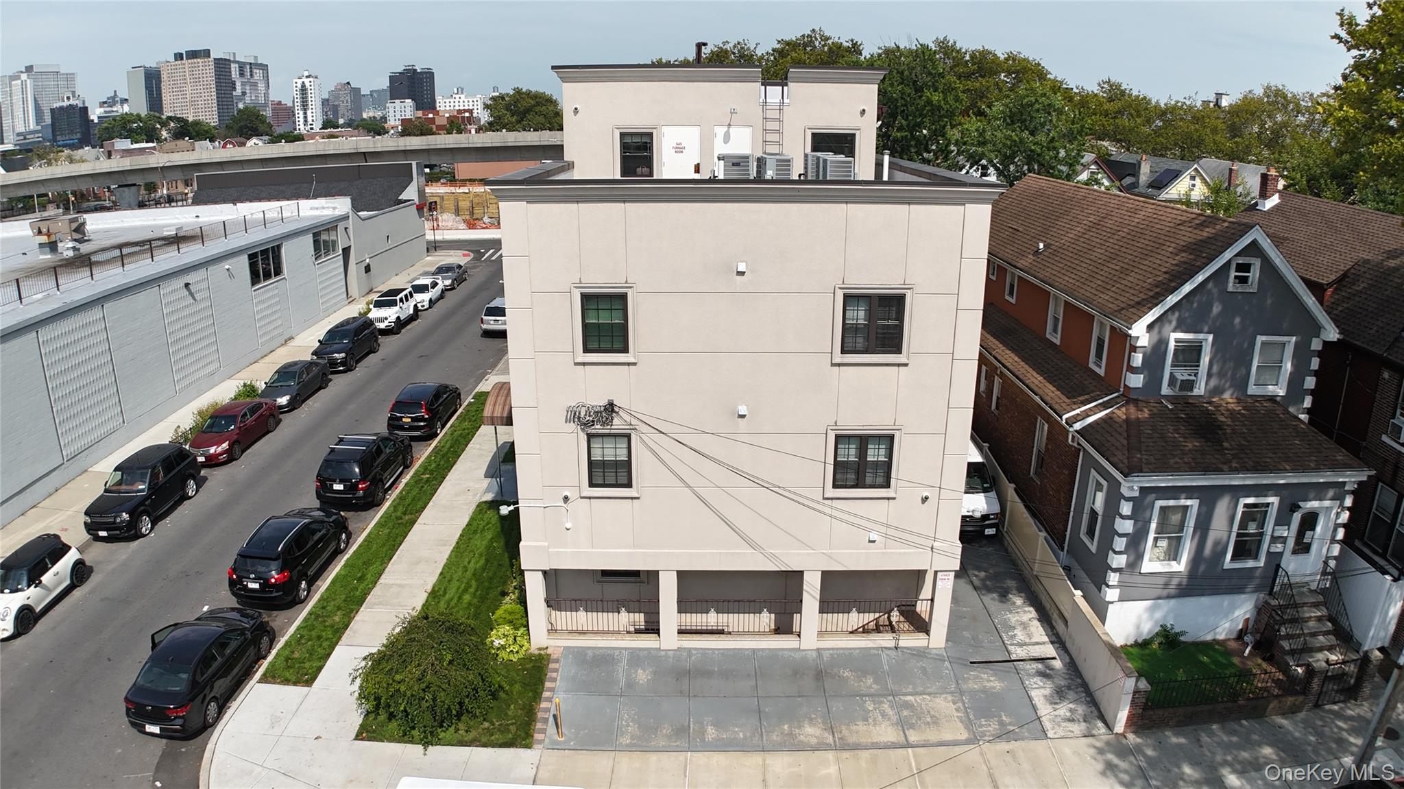 135-04 102nd Avenue, Richmond Hill S., NY 11419