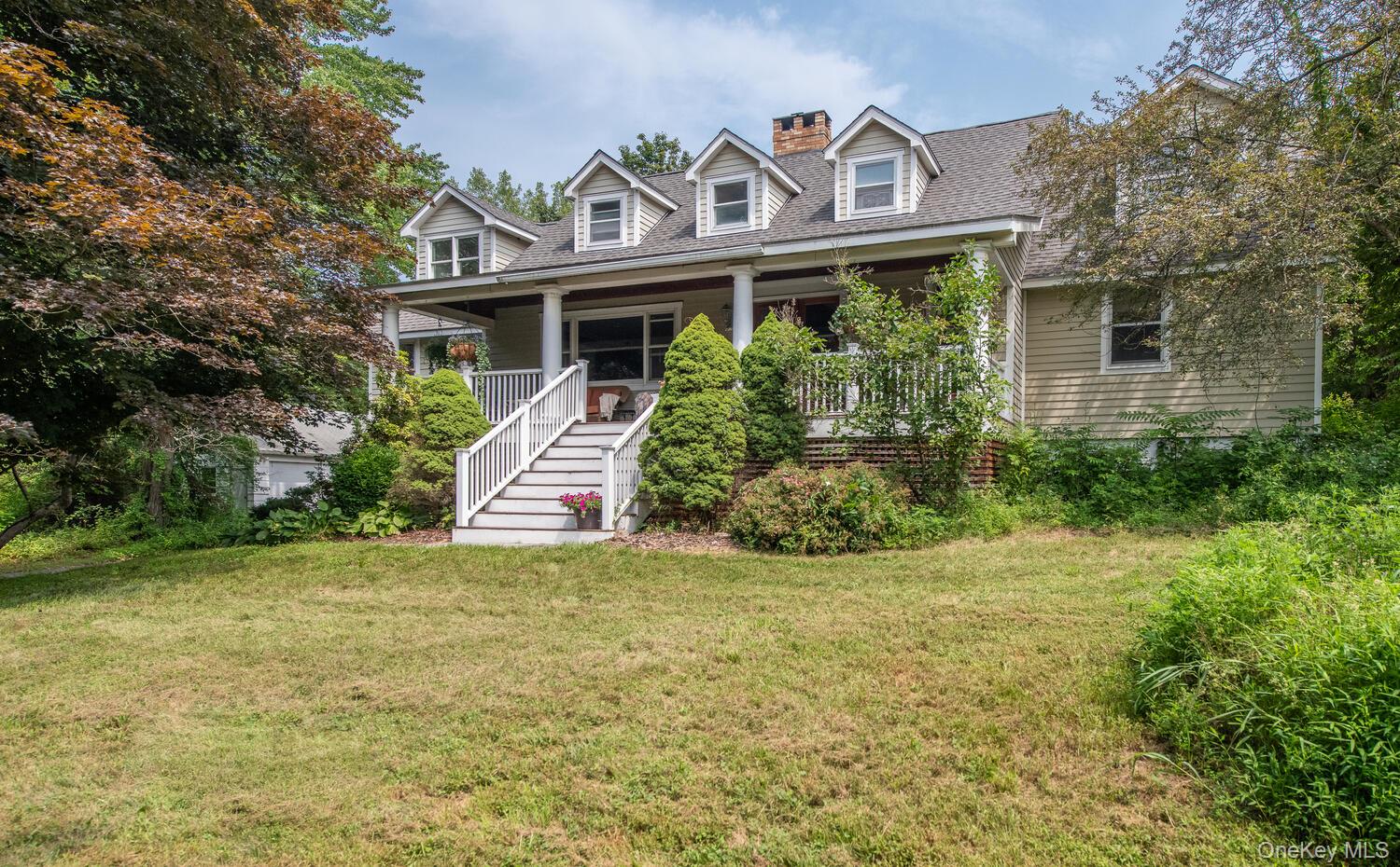 19 James Court, Red Hook, NY 12571