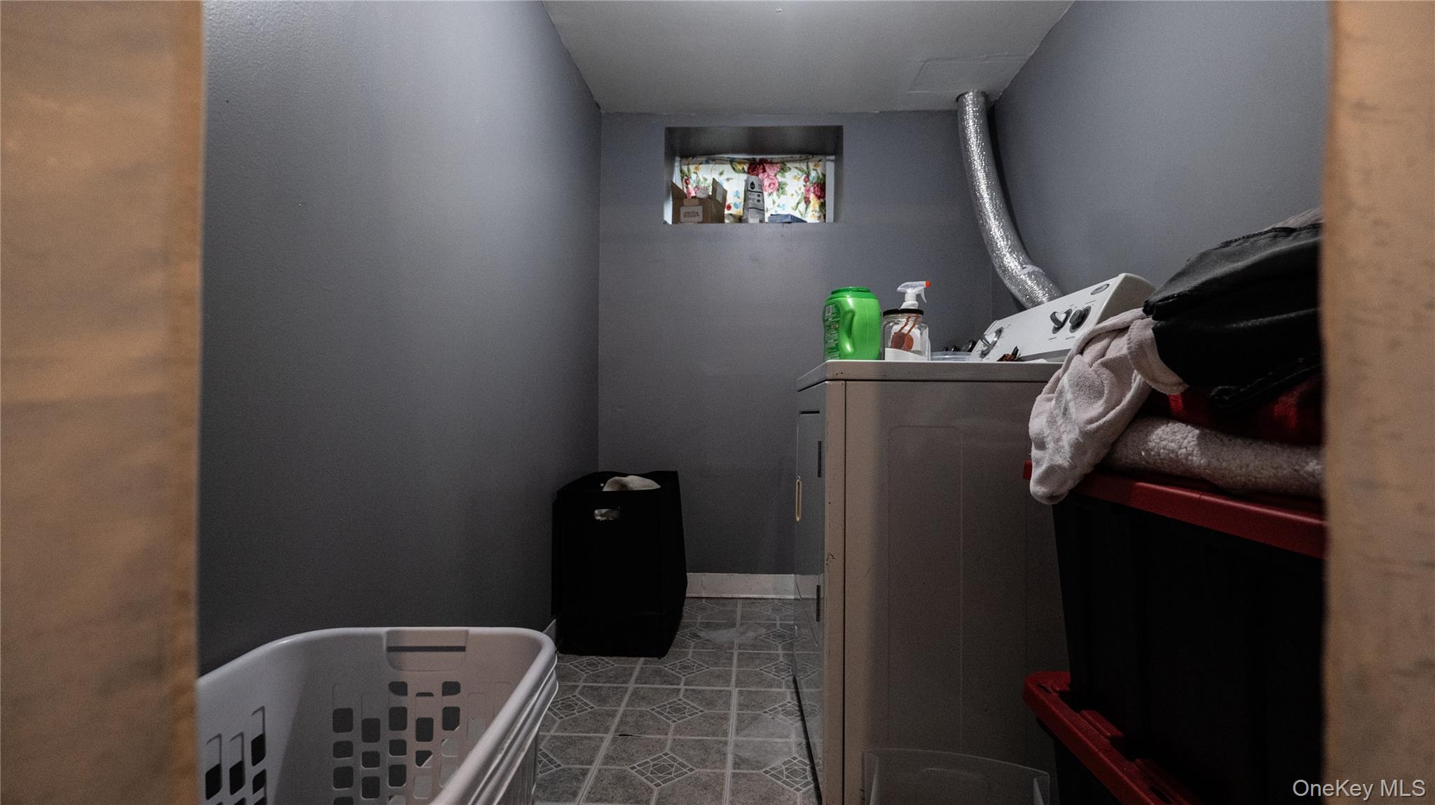 52 Beacon Street, Newburgh, NY 12550