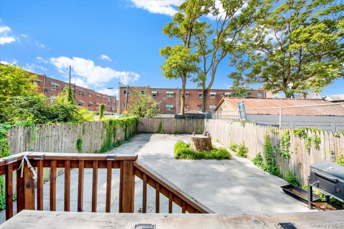 764 E 230th Street, Bronx, NY 10466